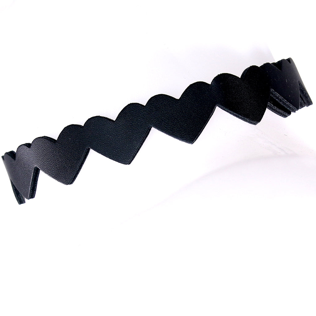 Sex & Mischief Heart Day Collar - Tophatter's Adult Products Bondage and Fetish > Leashes and Collars - Tophatter Daily Deals