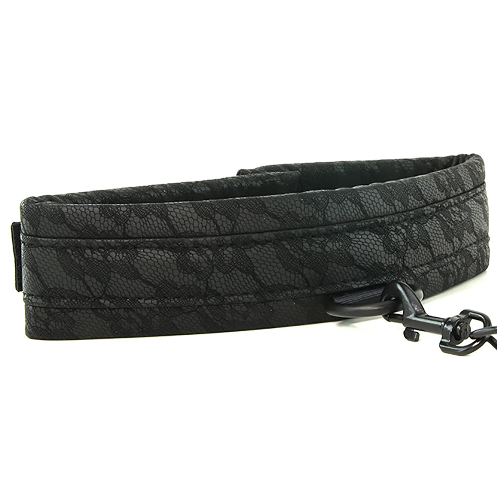 Sincerely Lace Leash & Collar - Tophatter's Adult Products Bondage and Fetish > Leashes and Collars - Tophatter Daily Deals
