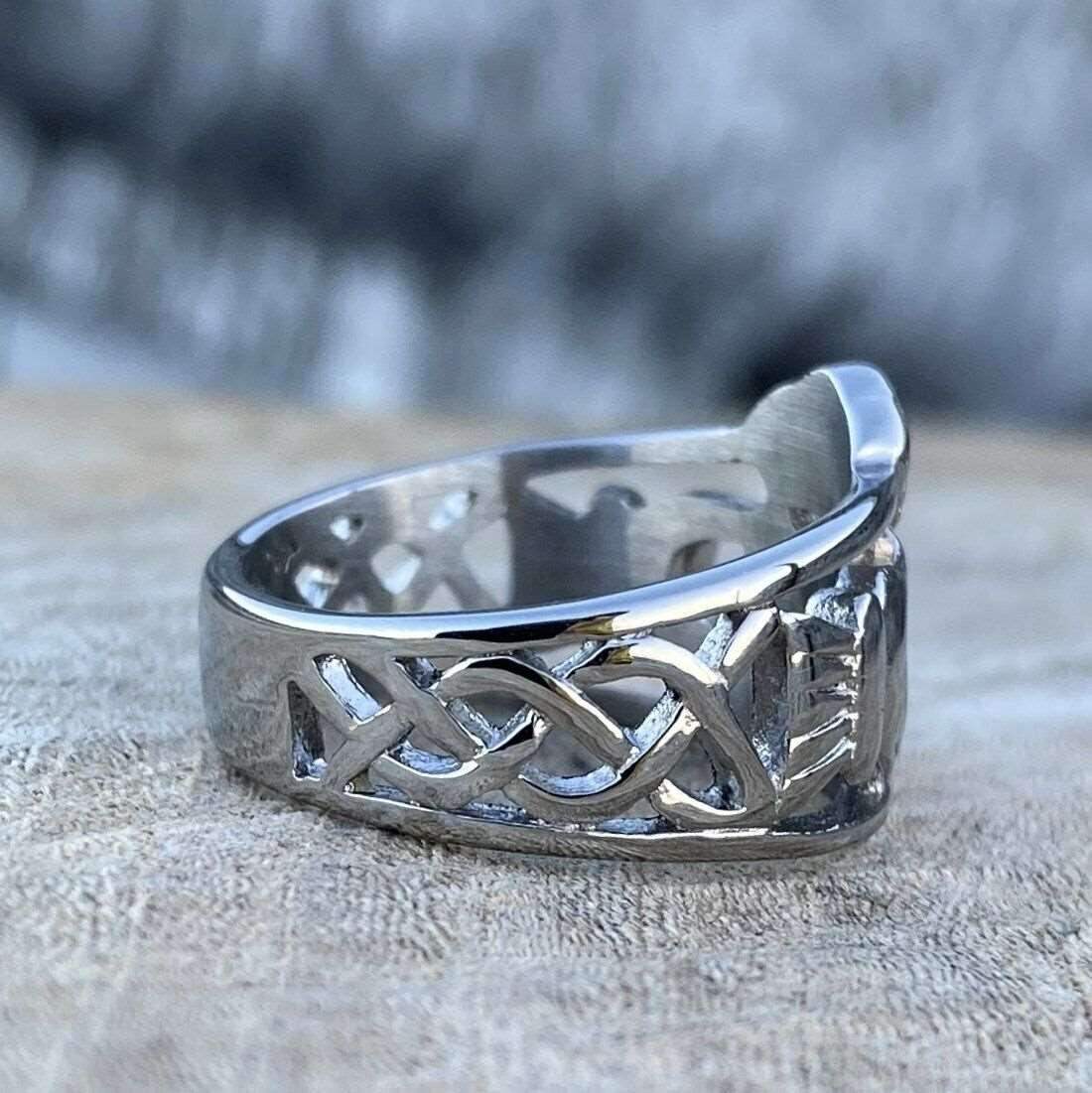 Men's Celtic Irish Claddagh Ring Rings - Tophatter Daily Deals