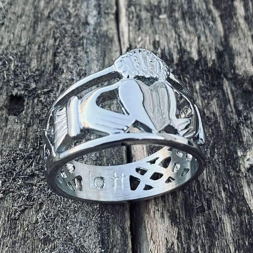 Men's Celtic Irish Claddagh Ring - Tophatter's Smashing Daily Deals | Shop Like a Billionaire