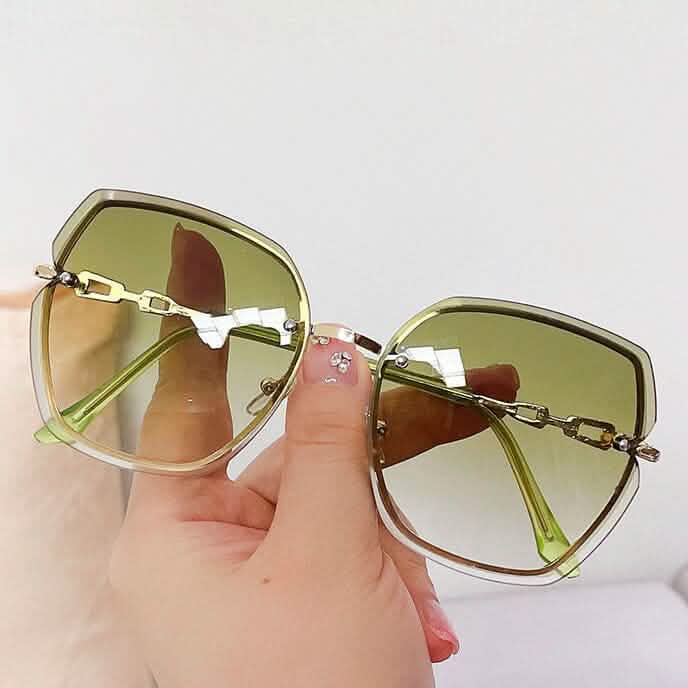 Metal Trimming Oversized Rhinestones Gradient Sun Glasses Green Sunglasses - Tophatter Daily Deals