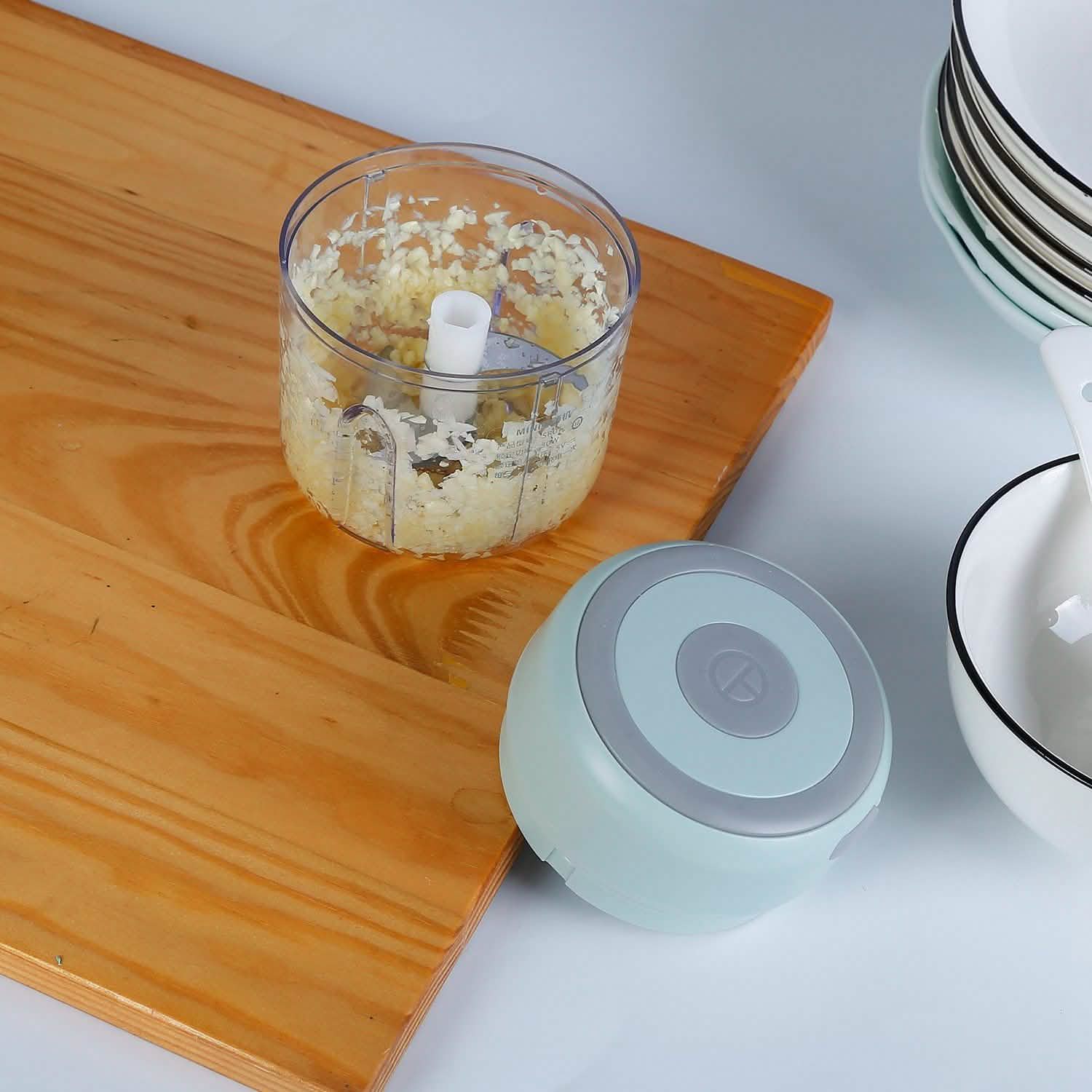 Mini Electric Cordless Garlic Chopper Kitchen Tools & Gadgets - Tophatter Daily Deals