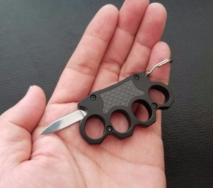 Mini Knuckle OTF Key Chain Knife Small Automatic Switchblade - Carbon Fiber Black Knife-OTF - Tophatter Daily Deals