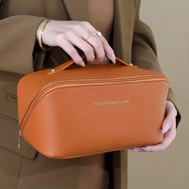 Minimalist Makeup Zipper Pouch Beauty & Personal Care - Tophatter Daily Deals