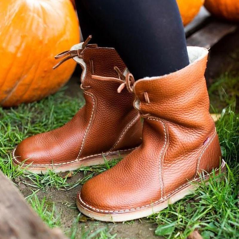 Insulating Women's Winter Boots - Foldover Cuff, Leather - Tophatter Daily Deals
