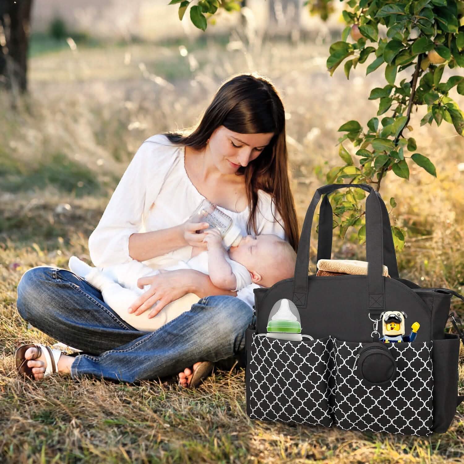 Multifunctional Diaper Changing Tote Bag with Adjustable Messenger Strap Baby Gear - Tophatter Daily Deals