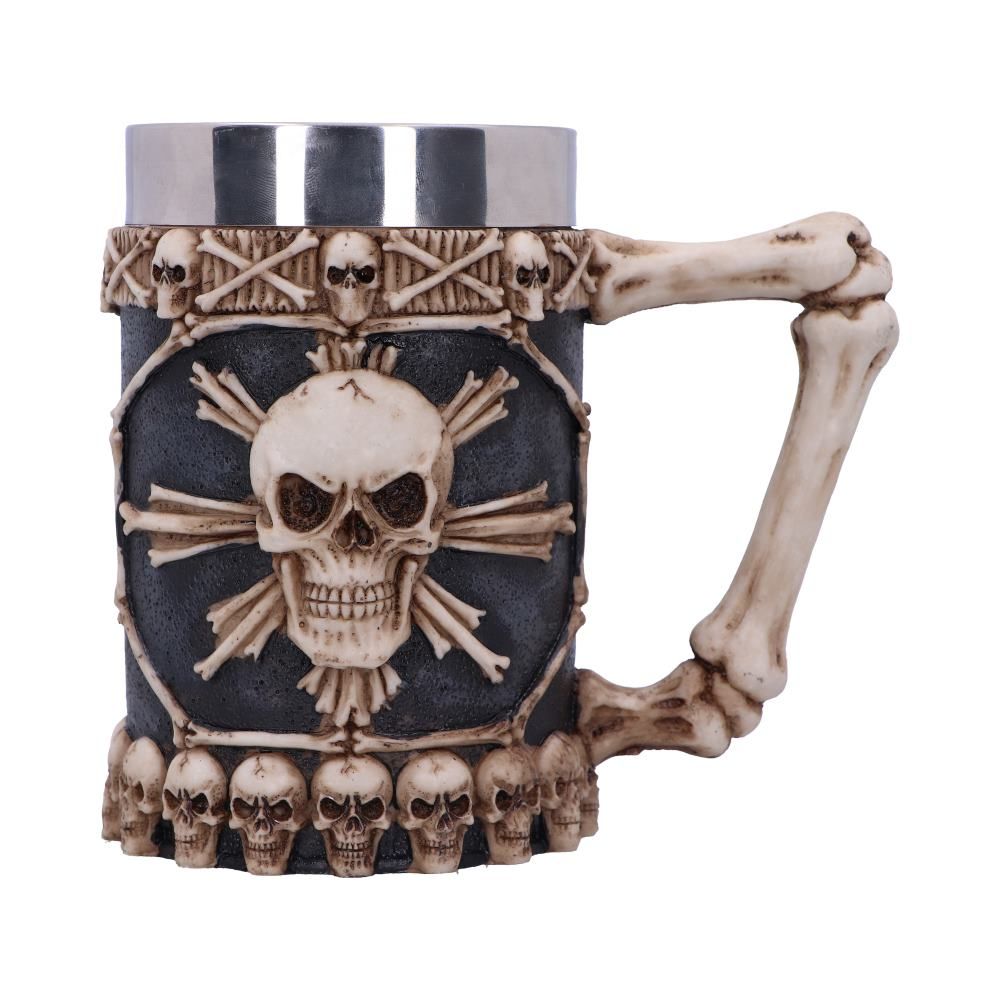 Gothic Lore – Official Large Tankard of Skulls Tankard - Tophatter Daily Deals