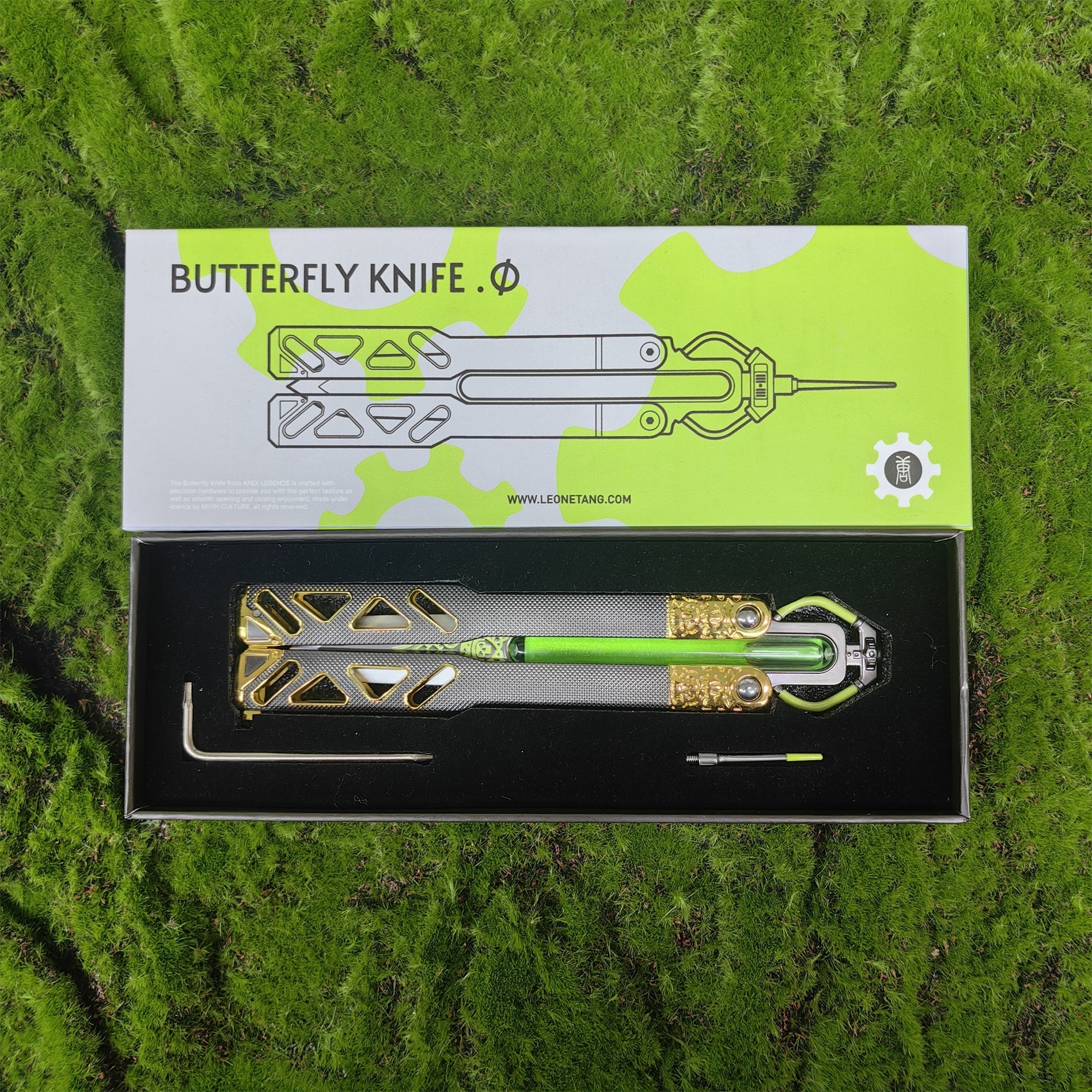 Octane Heirloom V3 Real Liquid Tube Octane Balisong Metal Replica Octane Heirloom V3 - Tophatter Daily Deals