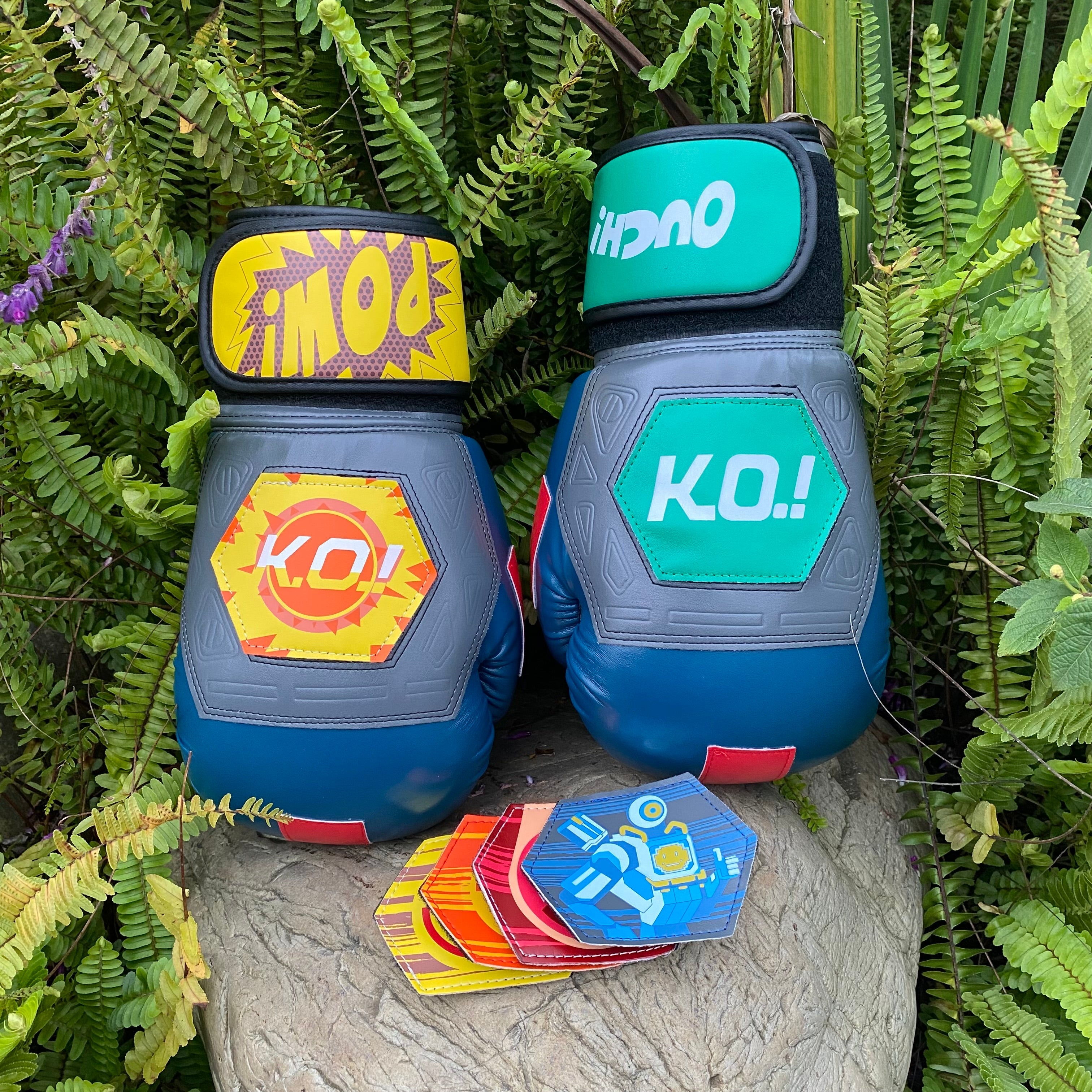 Pathfinder Heirloom Real Functional Pathfinder Boxing Gloves - Tophatter Daily Deals