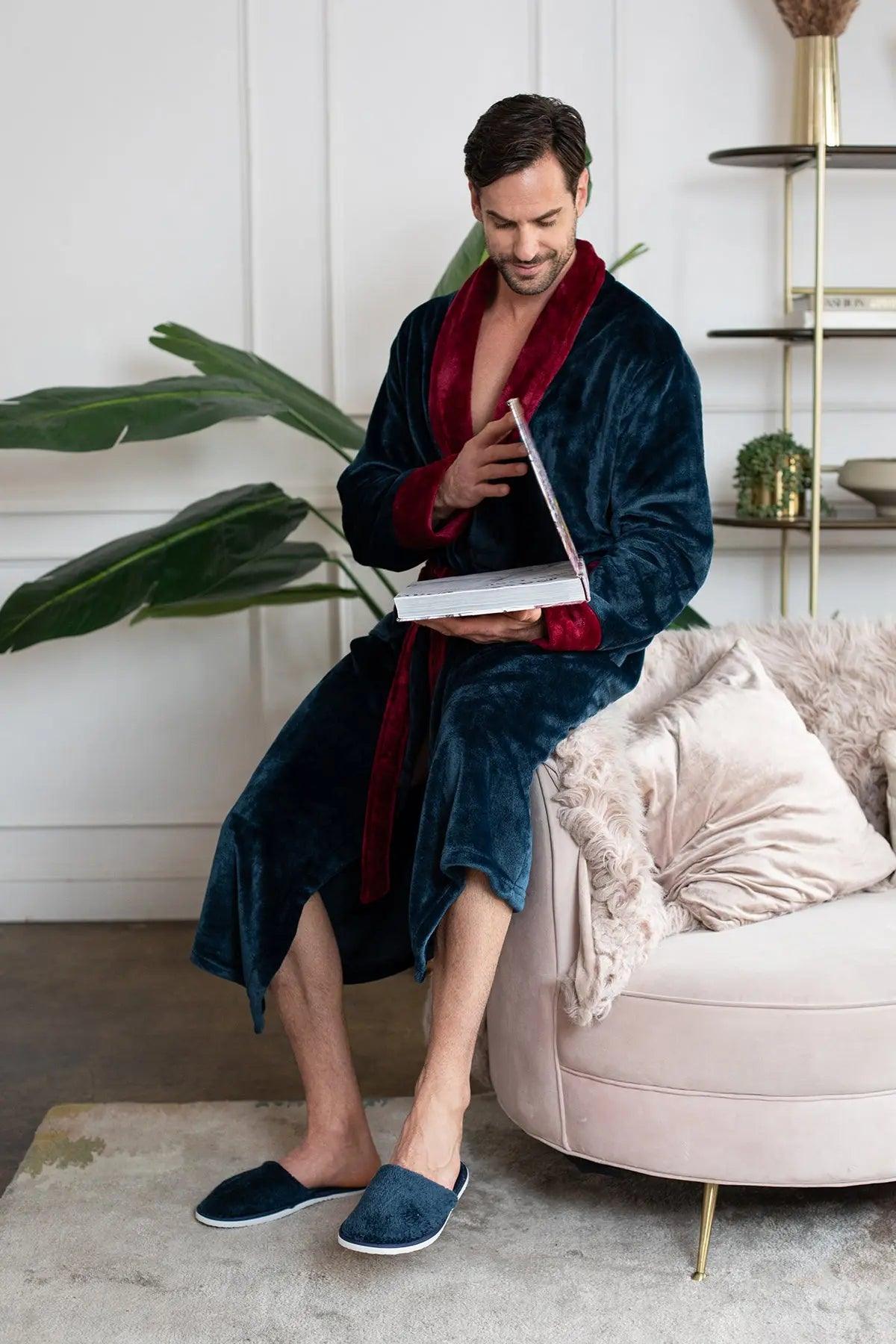 Cozy Mens Plush Robes – Built for Comfort, Designed to Last Everything Else - Tophatter Daily Deals