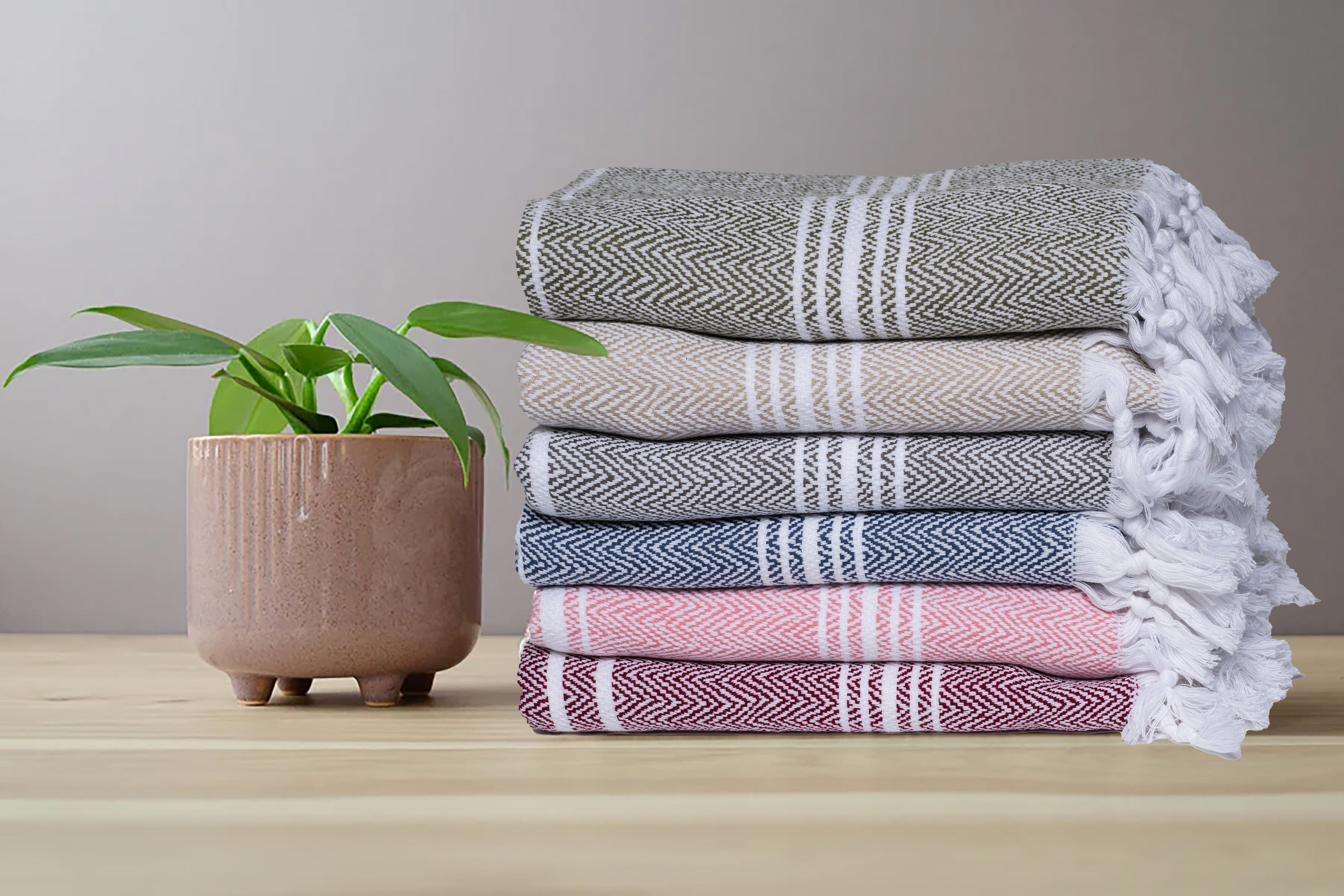 Luxury Thick Peshtemal Turkish Cotton Towel - 40 X 70 - Hand Knotted Bath Towel - Tophatter Daily Deals