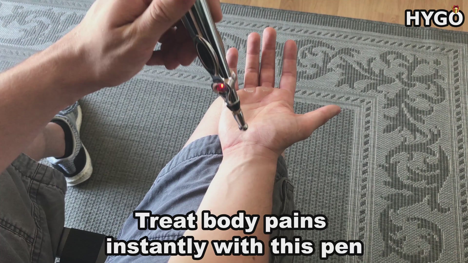 This red light cold laser therapy acupuncture pen is the #1 red laser pointer of choice among chiropractors, acupuncturists and other healers - Acupuncture Laser Pointer - The innovative 3B LASER Therapy is classified as low-level laser therapy, and is a painless and non-invasive treatment procedure