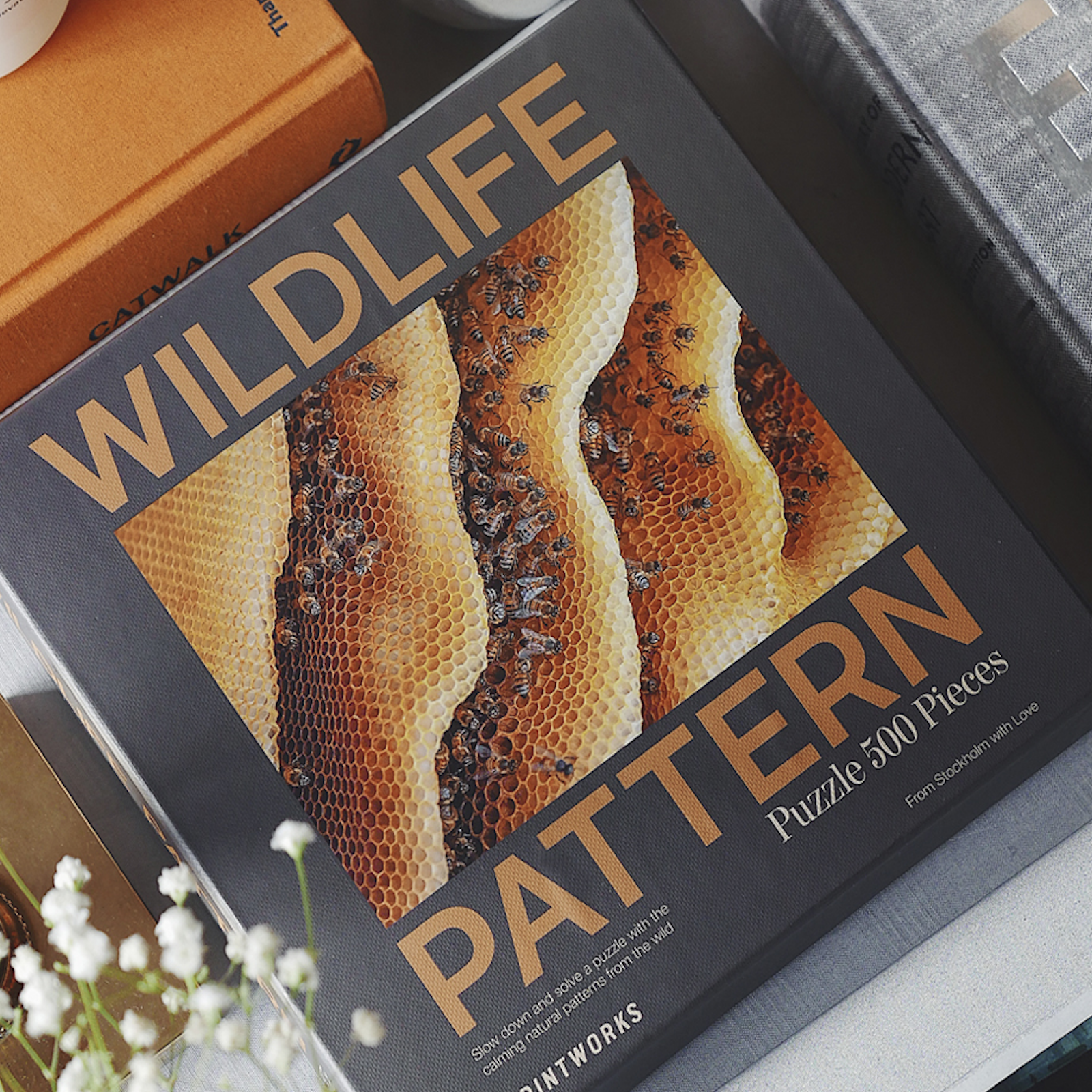 Puzzle - Wildlife Pattern, Bee (500 pieces) - Tophatter Daily Deals