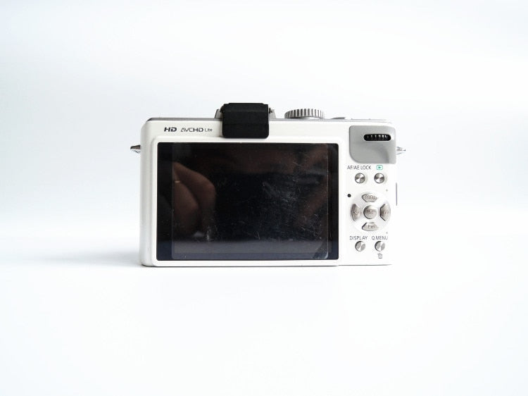 USED,Panasonic Lumix DMC-LX5 10.1 MP Digital Camera with 3.8x Optical Image Stabilized Zoom and 3.0-Inch LCD - Black - Tophatter Daily Deals
