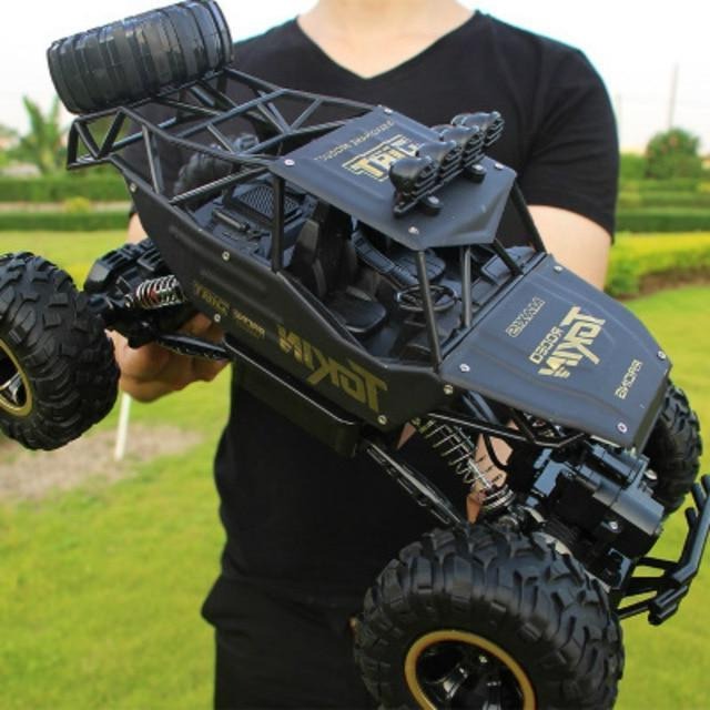 RC Rock Crawler 4x4 Monster Truck Fall 2025 50m Range Black - Tophatter Daily Deals