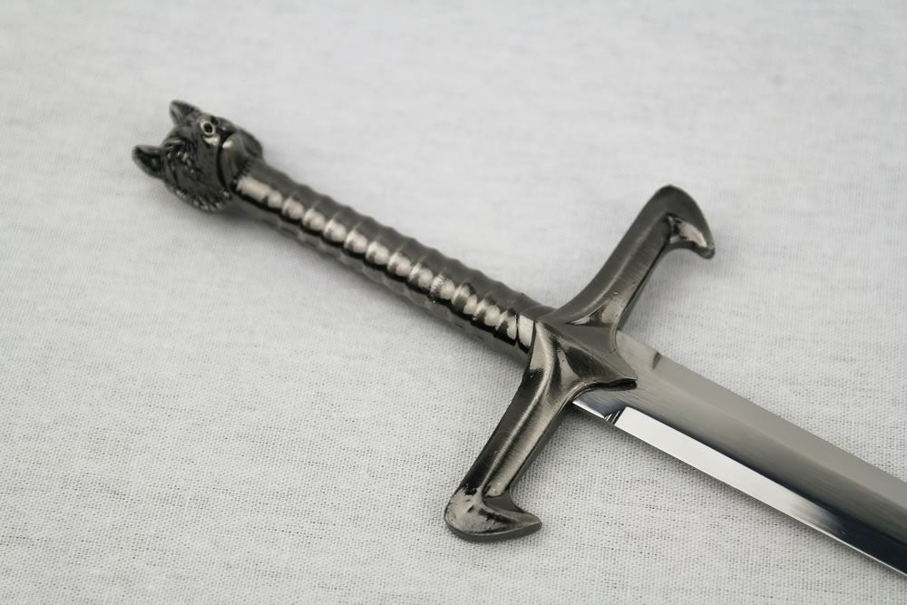 Game Of Thrones - Jon Snow's Longclaw Collectible (21cm) Sword - Tophatter Daily Deals