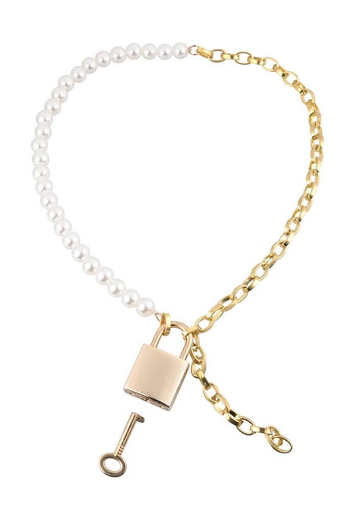 Sex and Mischief Pearl Day Collar > Bondage Gear > Collars & Leashes - Tophatter Daily Deals
