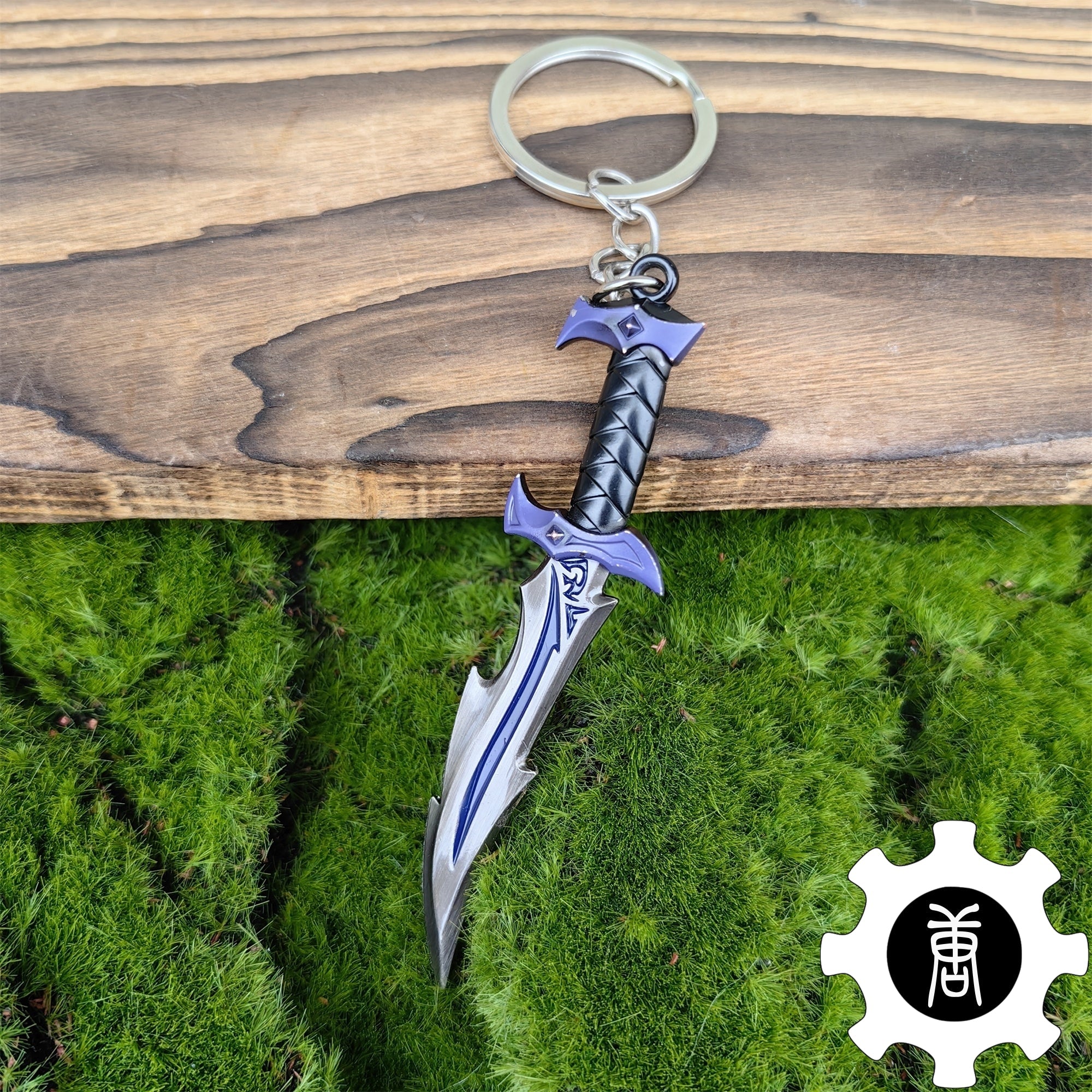 Reaver Skin Gun Pendant Gift Box 7 In 1 Pack Reaver Knife - Tophatter Daily Deals