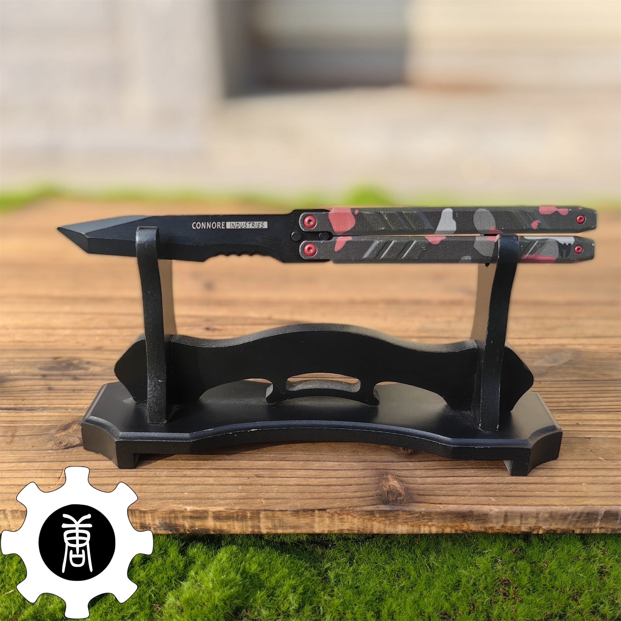 IRL Recon Knife Blunt Blade BalisongTrainer Red Black&Wooden Stand - Tophatter Daily Deals