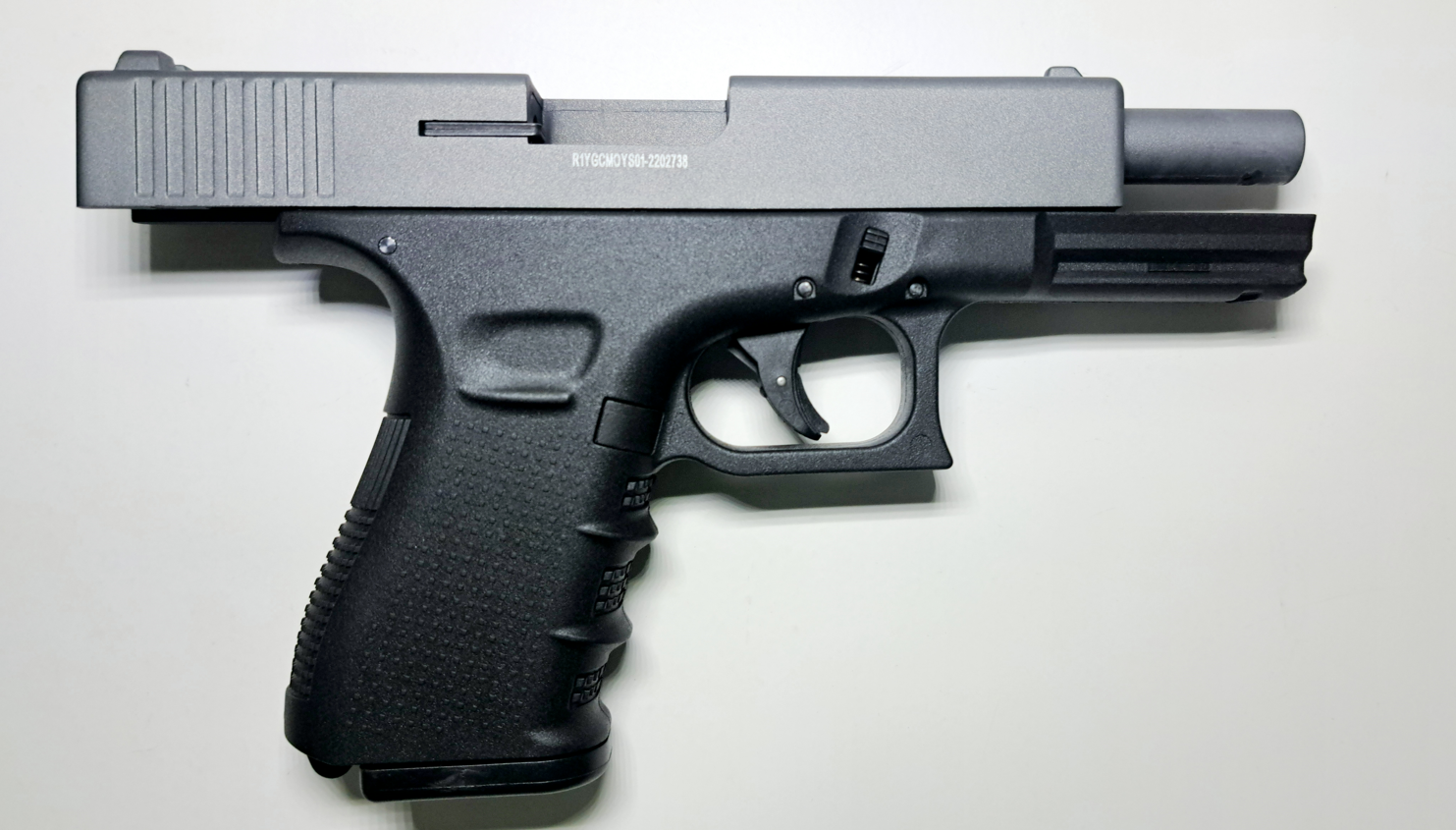 RETAY G17 BLANK GUN - FUME - Tophatter's Army Deals BLANK GUNS - Tophatter Daily Deals