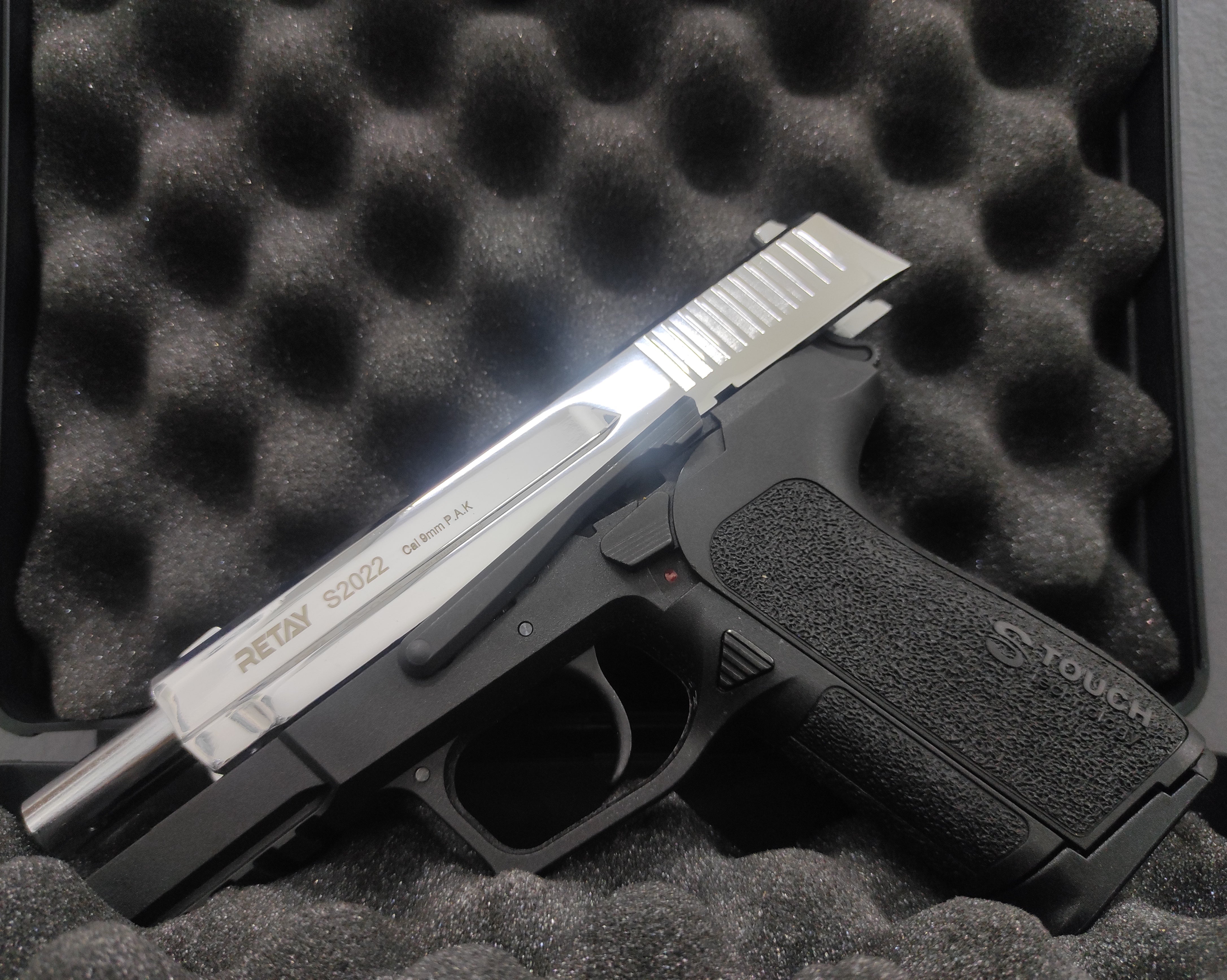 RETAY S2022 BLANK GUN - SHINY CHROME - Tophatter's Army Deals BLANK GUNS - Tophatter Daily Deals