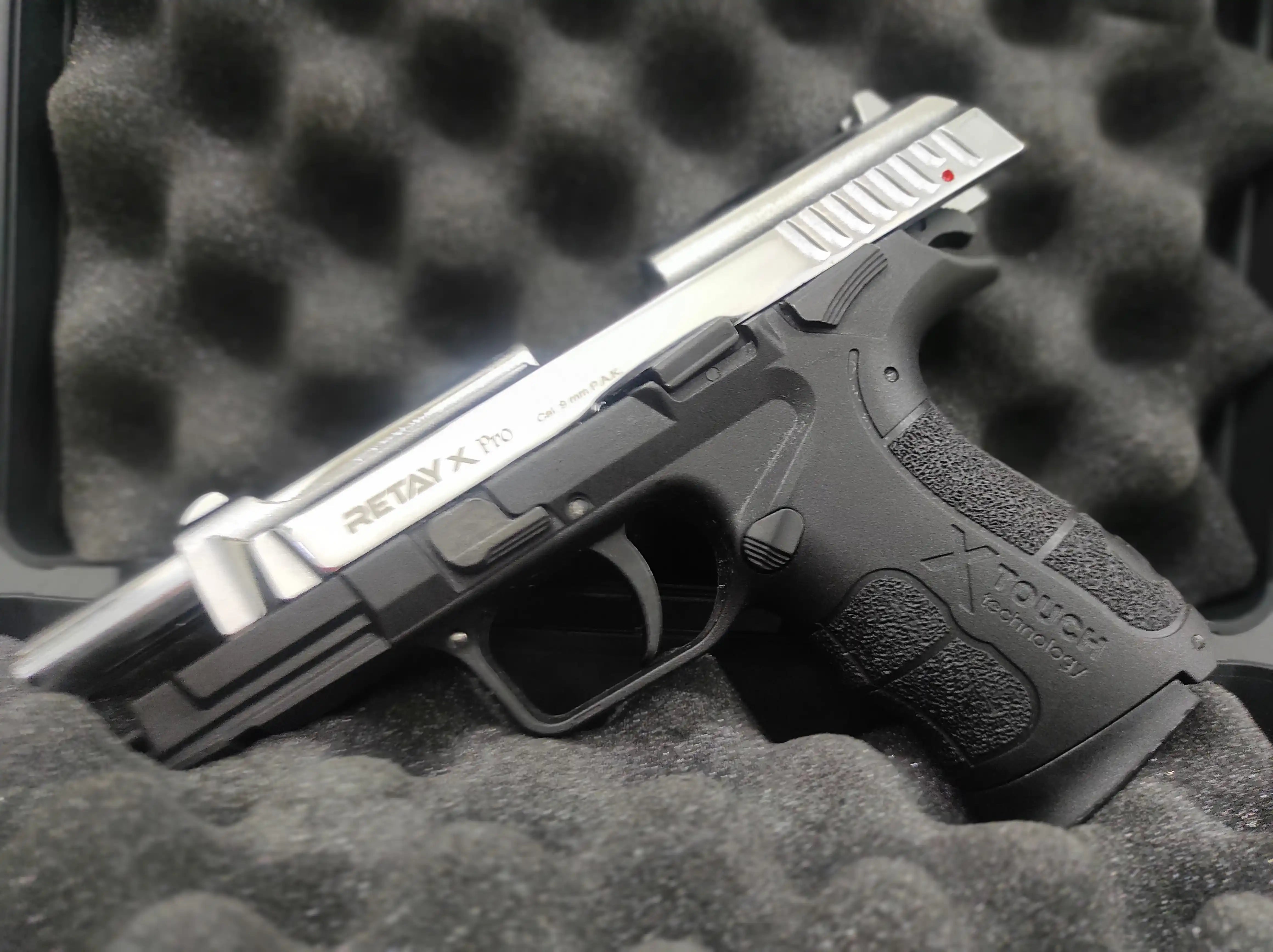 RETAY XPRO BLANK GUN - SHINY CHROME - Tophatter's Army Deals BLANK GUNS - Tophatter Daily Deals