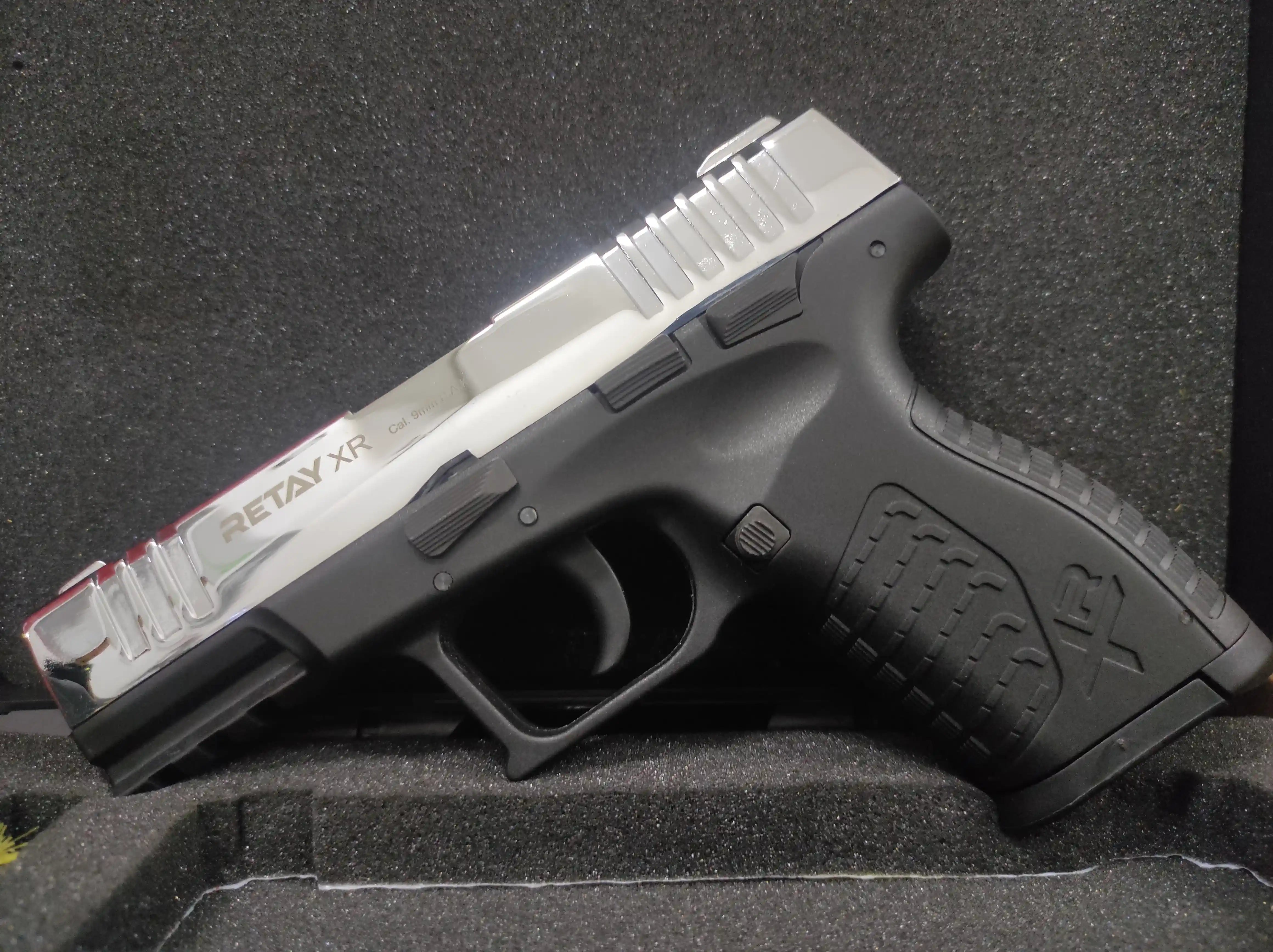 RETAY XR BLANK GUN - SHINY CHROME - Tophatter's Army Deals BLANK GUNS - Tophatter Daily Deals