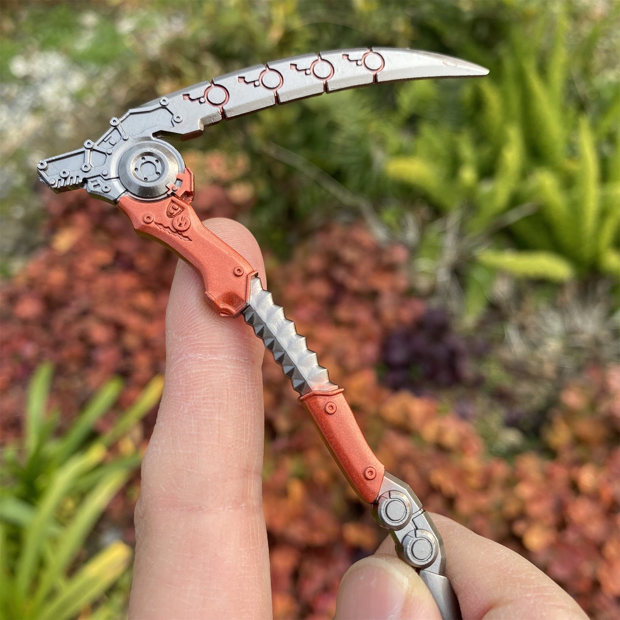 Mini Scale Bloodhound Wraith Gibraltar Mirage Wattson Crypto Valkyrie Heirloom Metal Crafts - Tophatter Daily Deals