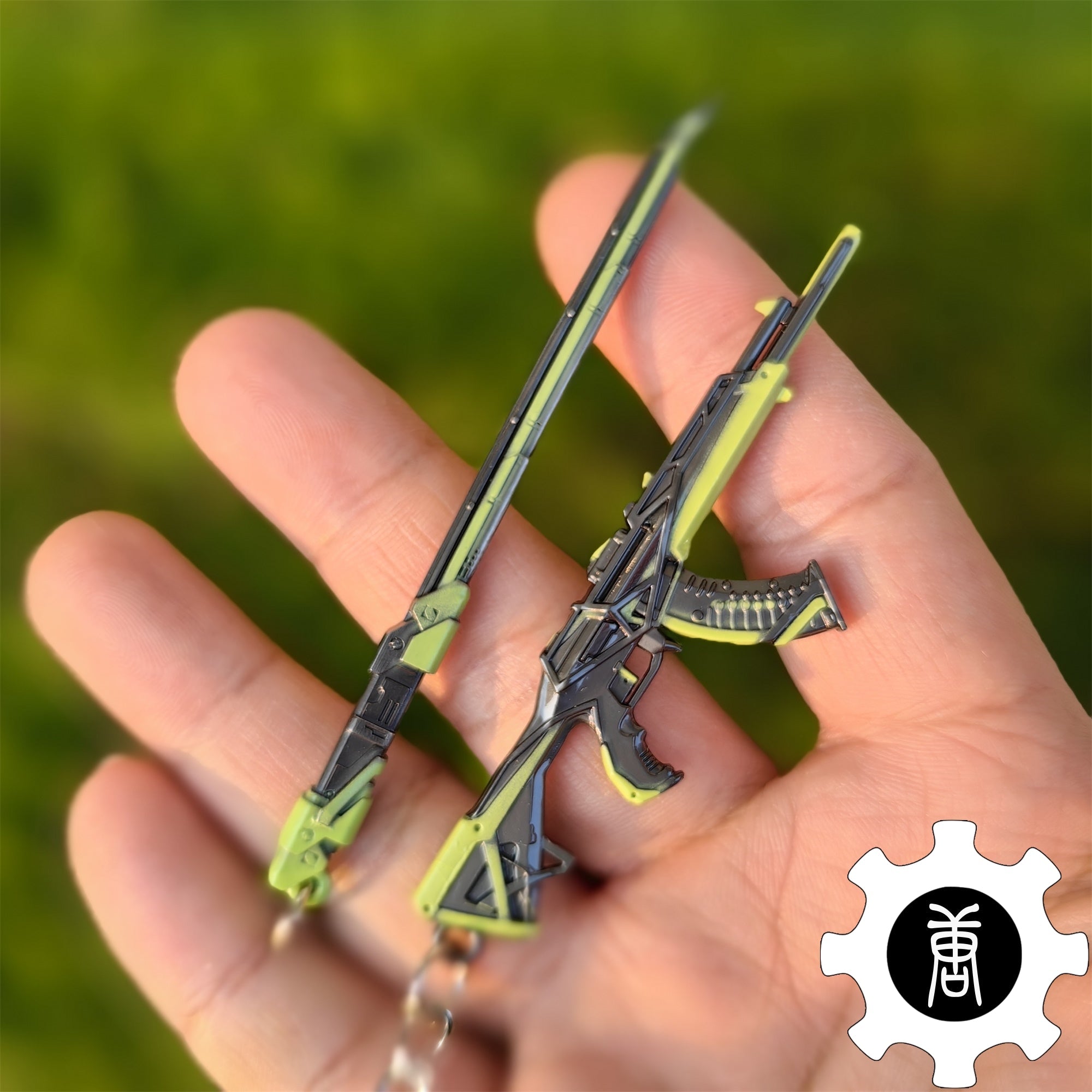 RGX 11z Pro Vandal Blade Green Pendant Gamer Gift 2 In 1 Pack 2 In 1 Pack - Tophatter Daily Deals