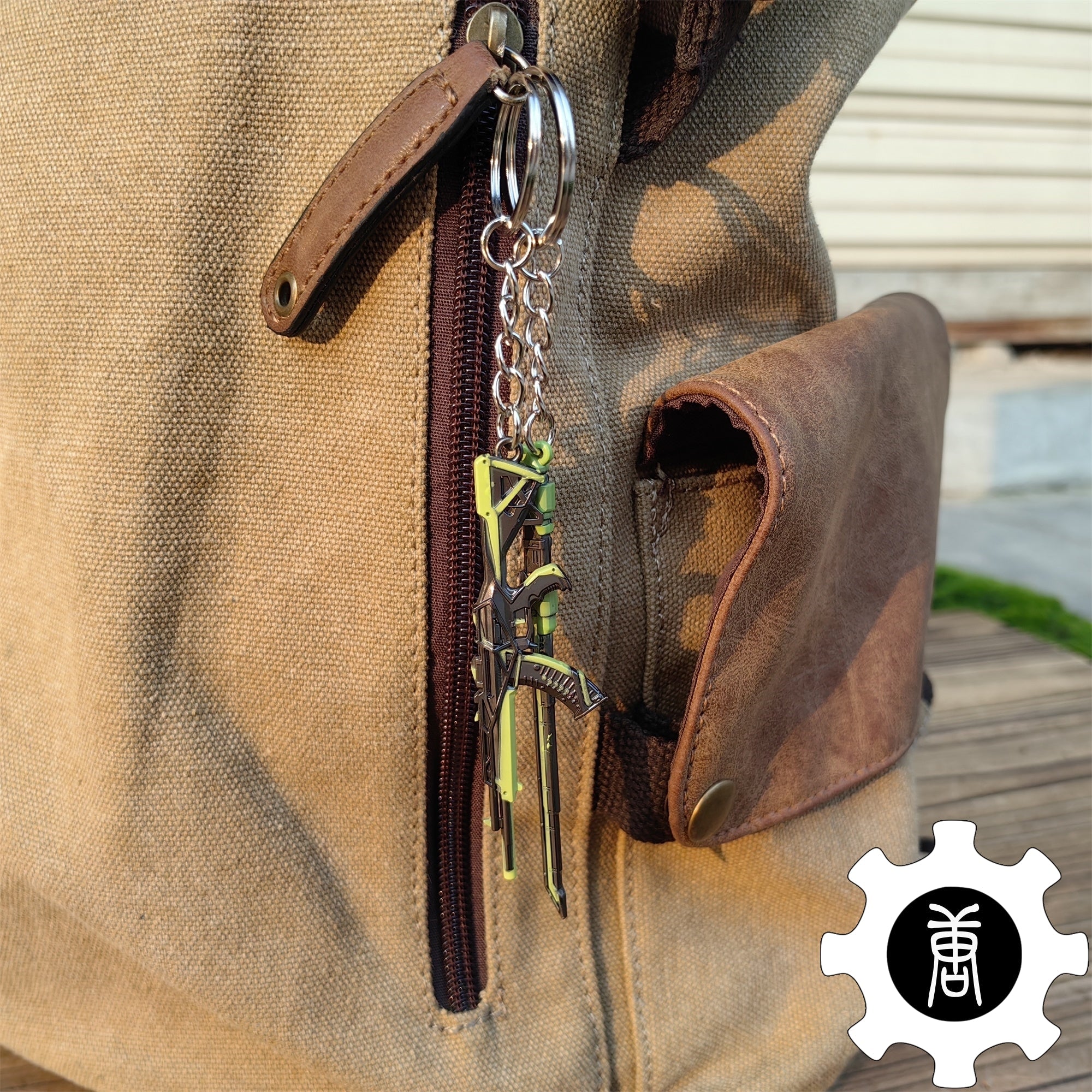 RGX 11z Pro Vandal Blade Green Pendant Gamer Gift 2 In 1 Pack - Tophatter Daily Deals