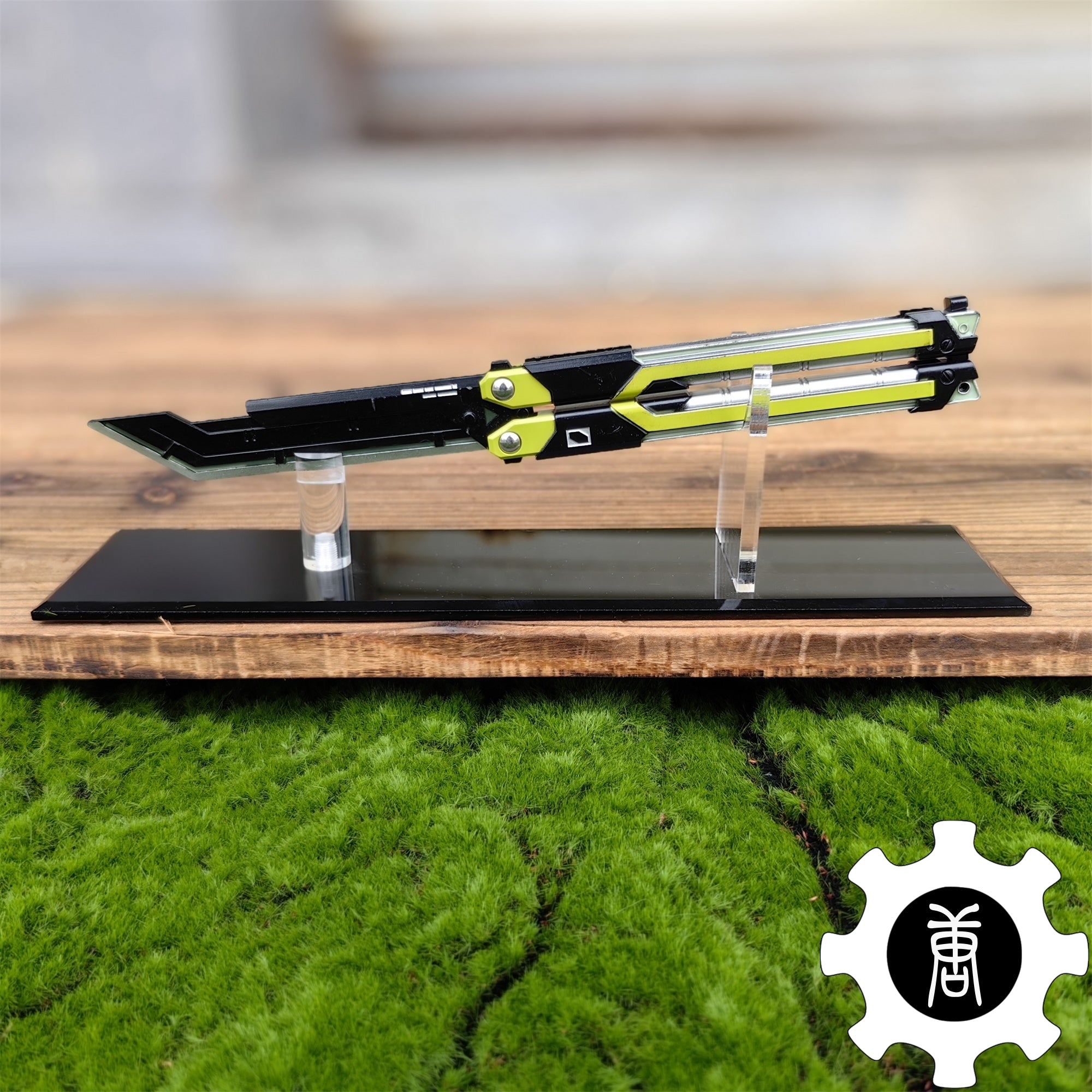 RGX Knife Metal Blunt Blade RGX Butterfly Knife Trainer Game Knife Replica Green & Acrylic Stand - Tophatter Daily Deals