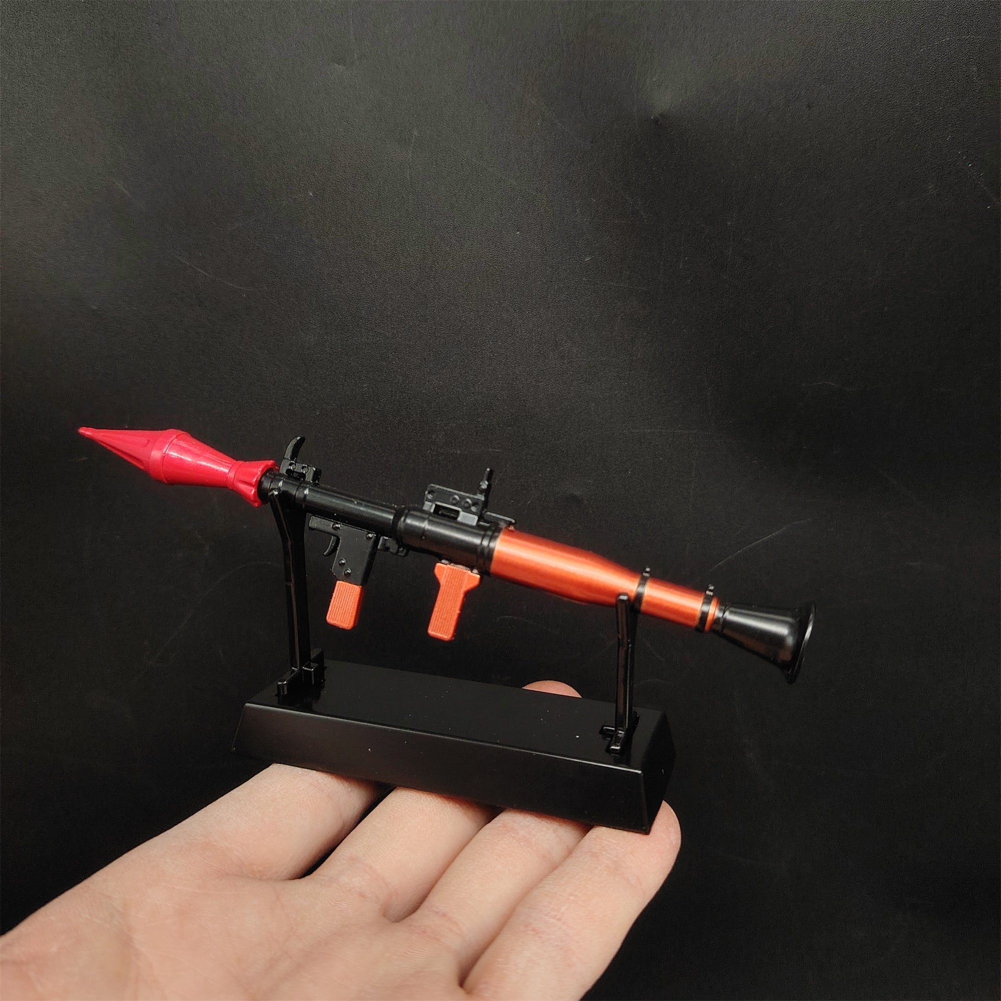 RPG-7 Rocket Launcher Miniature Military Wih Metal Stand - Tophatter Daily Deals