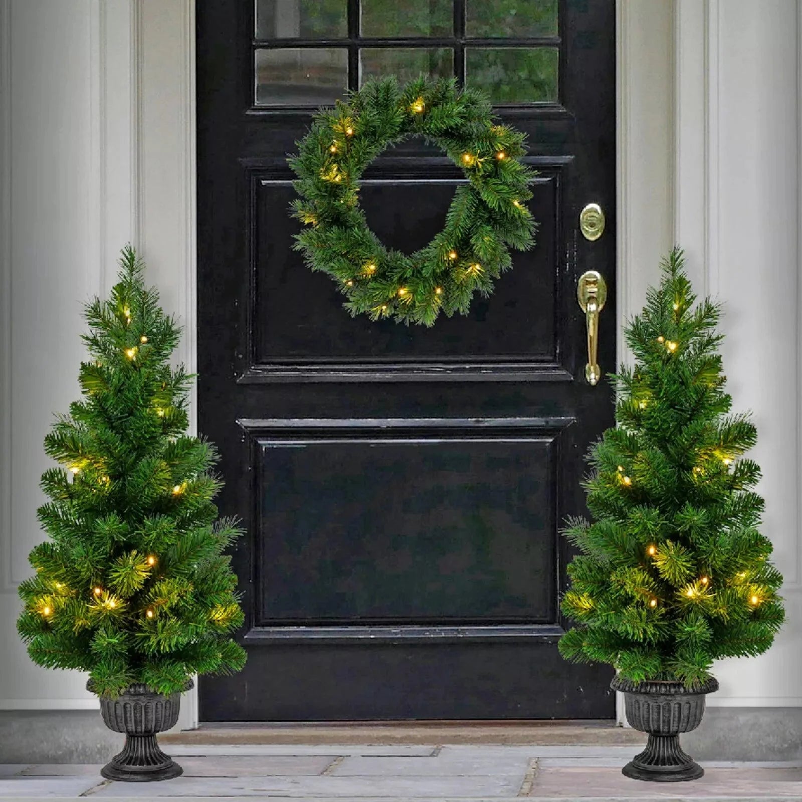 Xmas Tree Decorations Set- 3 Pcs Christmas Trees Wreath And LED Light Up Bulb Set Christmas - Tophatter Daily Deals