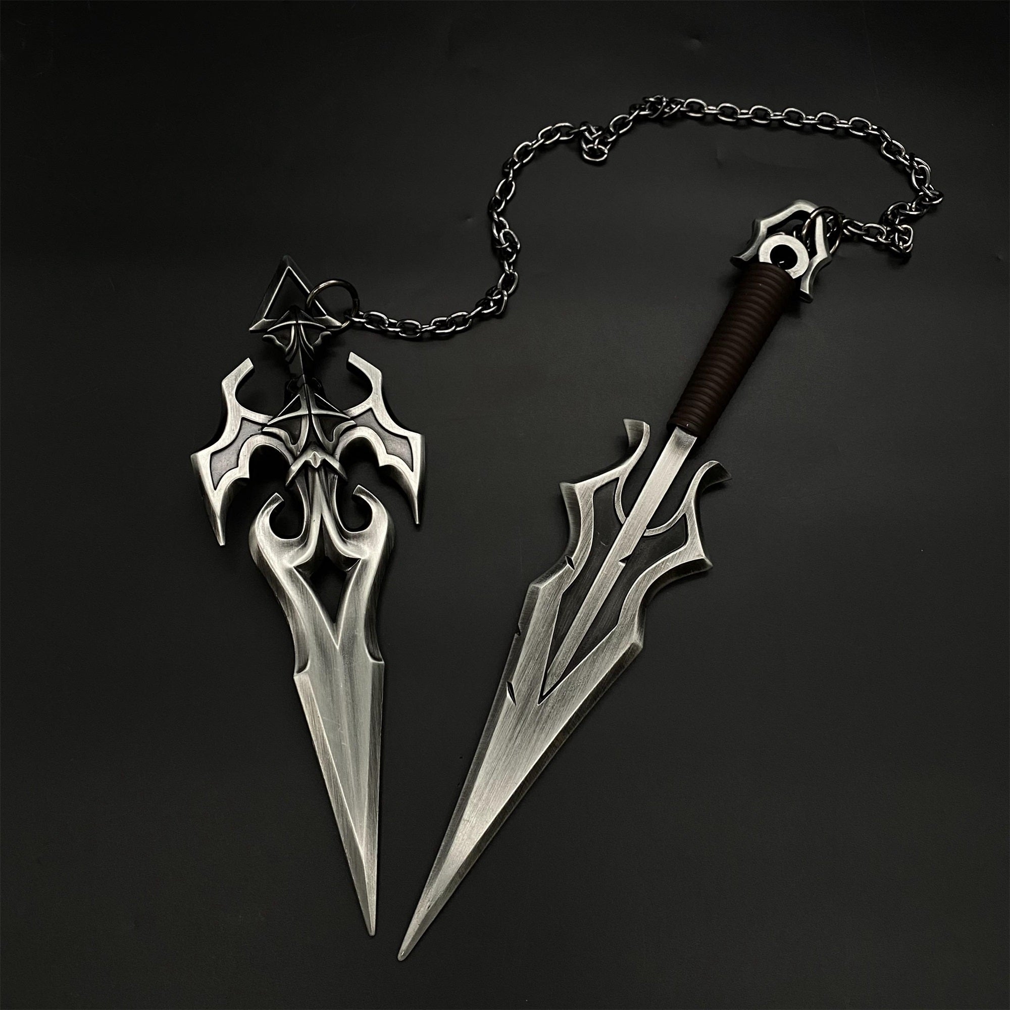 IRL MK Scorpion Kunai Metal Replica - Tophatter Daily Deals
