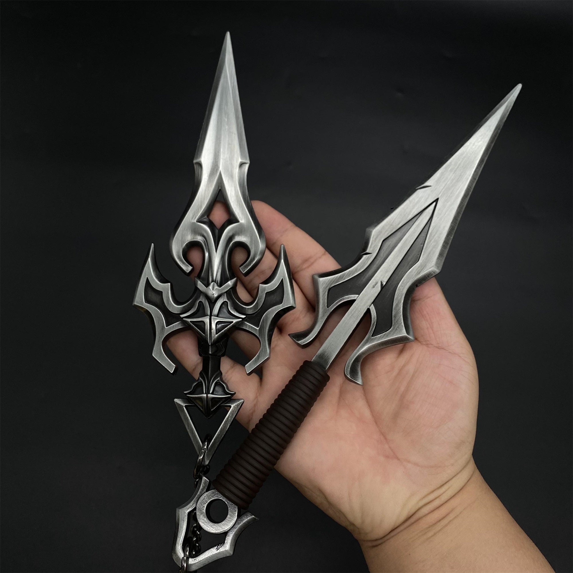 IRL MK Scorpion Kunai Metal Replica - Tophatter Daily Deals