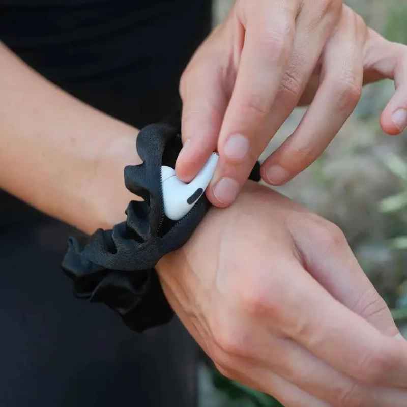 Hidden Zipper Pocket Scrunchie Hair Accessory Diversion Safes - Tophatter Daily Deals