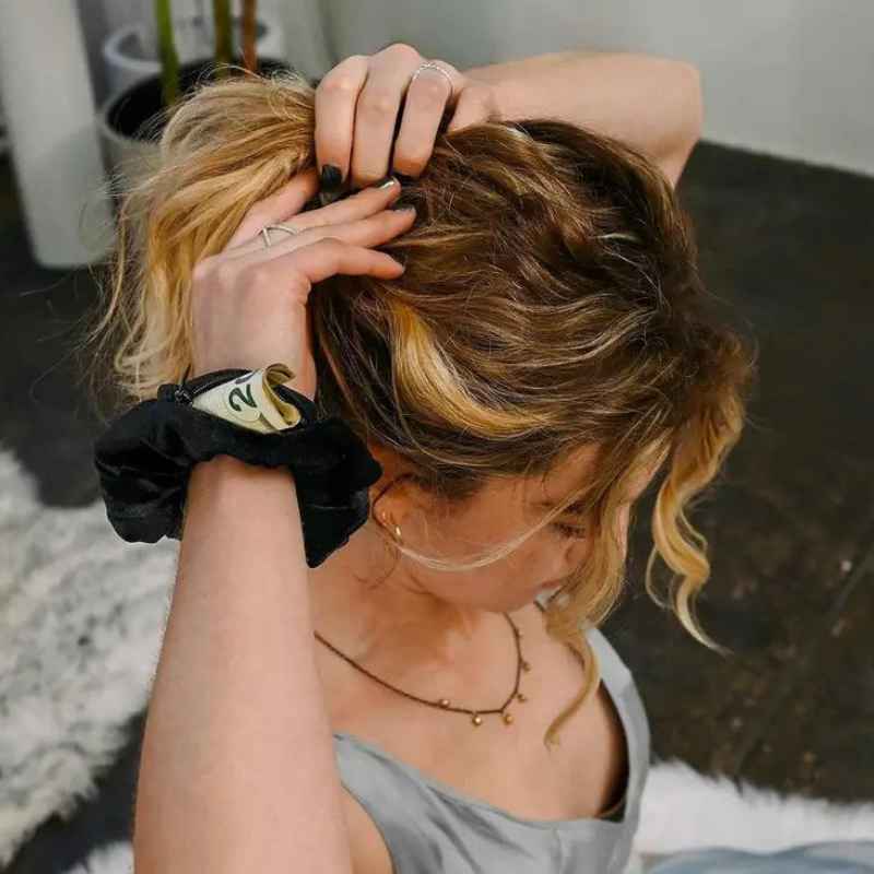 Hidden Zipper Pocket Scrunchie Hair Accessory Diversion Safes - Tophatter Daily Deals