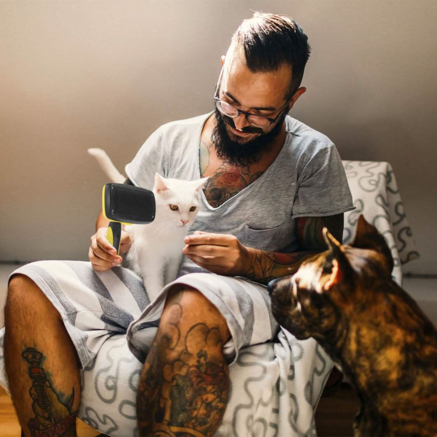 Self Cleaning Slicker Brush Pets Pet Supplies - Tophatter Daily Deals