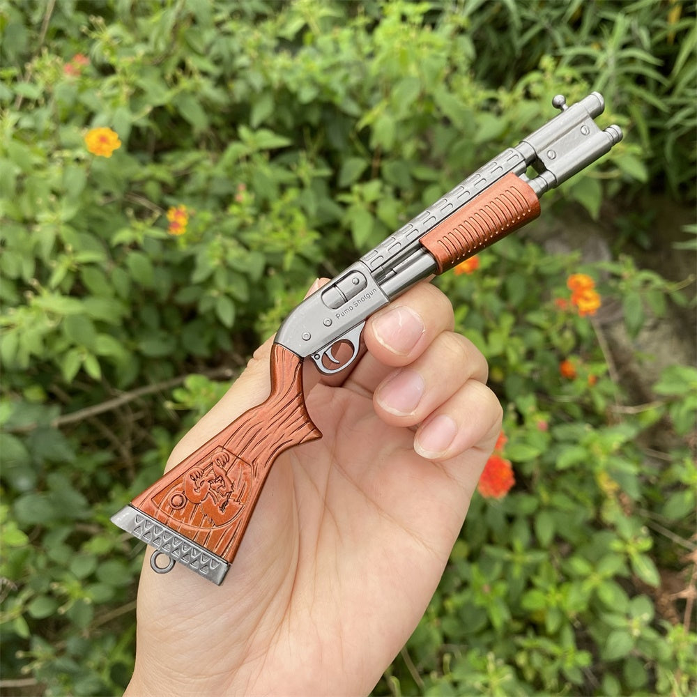 Miniature Metal OG Pump Shotgun 17CM/6.7" - Tophatter Daily Deals