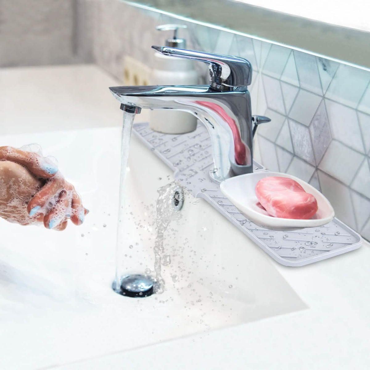 Silicon Faucet Kitchen Sink Mat Kitchen Tools & Gadgets - Tophatter Daily Deals