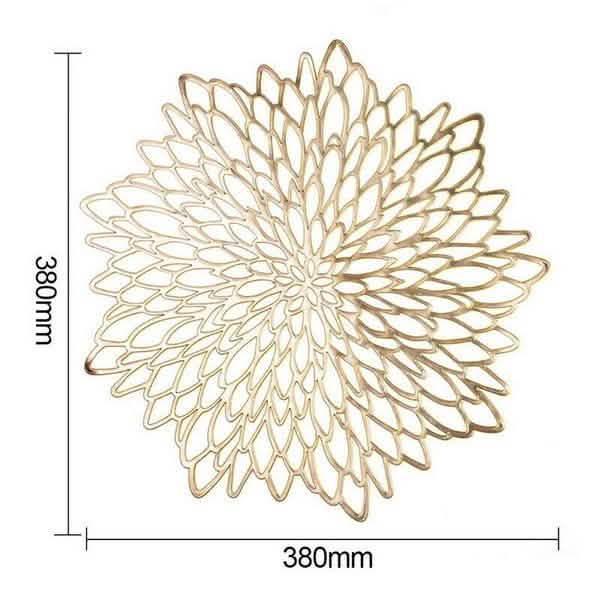 Silver and Gold Decorative Placemats Wine & Dining - Tophatter Daily Deals