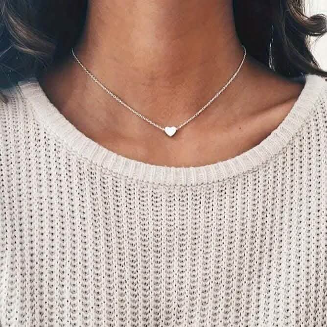 Simple Exquisite Heart-Shaped Pendant Alloy Necklace Silver Necklaces - Tophatter Daily Deals