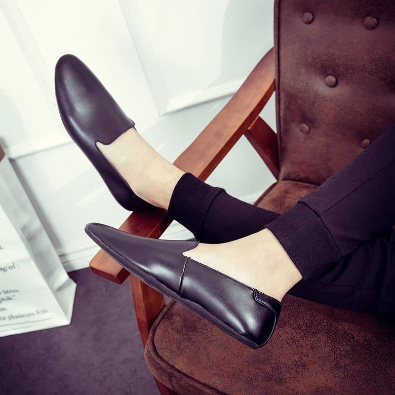 Simple Leather Men Loafers Loafers - Tophatter Daily Deals