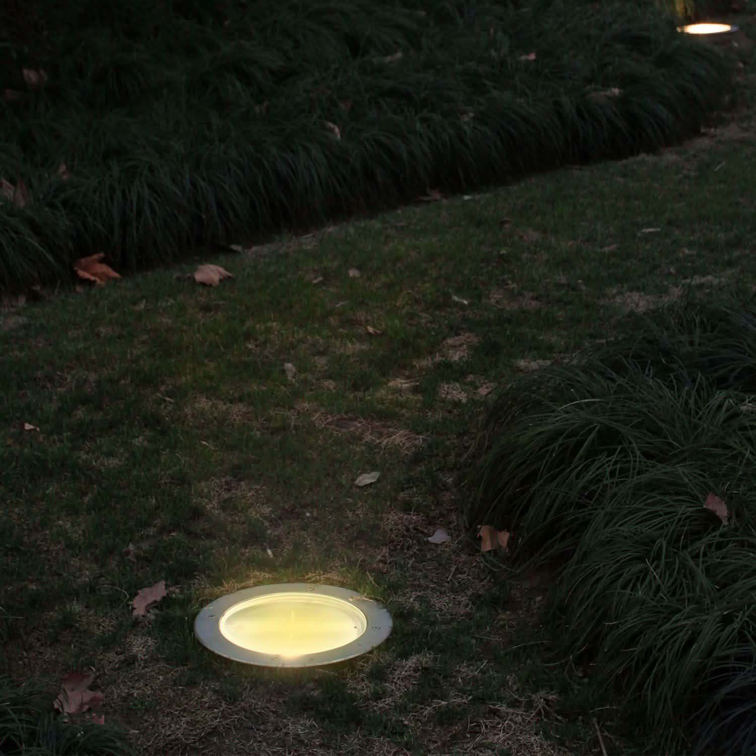 Solar LED Disk Lights IP44 Water Resistant Light Sensor Outdoor Lighting - Tophatter Daily Deals