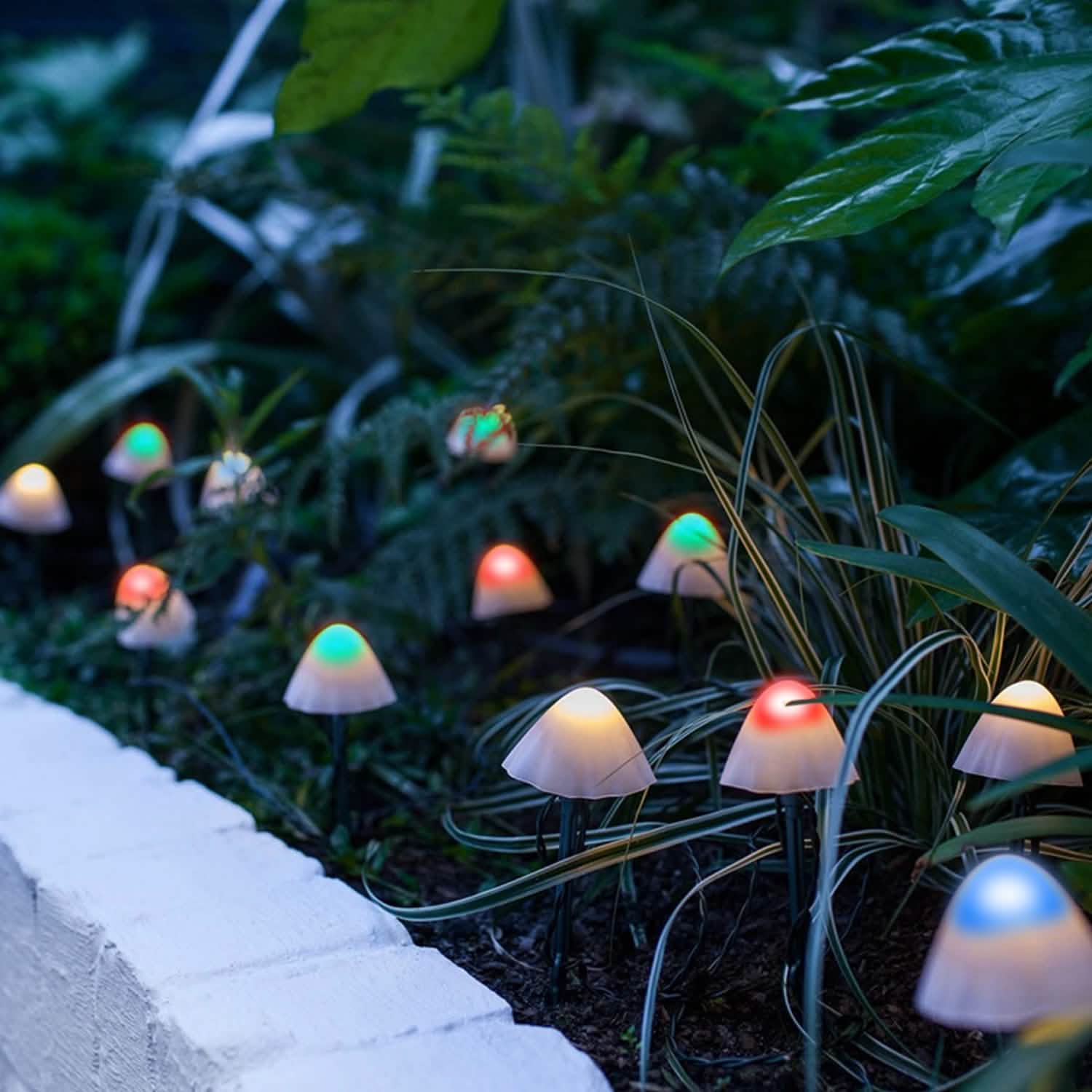 Solar Mushroom Lights Outdoor Decoration 10 LED Light Stake Garden & Patio - Tophatter Daily Deals