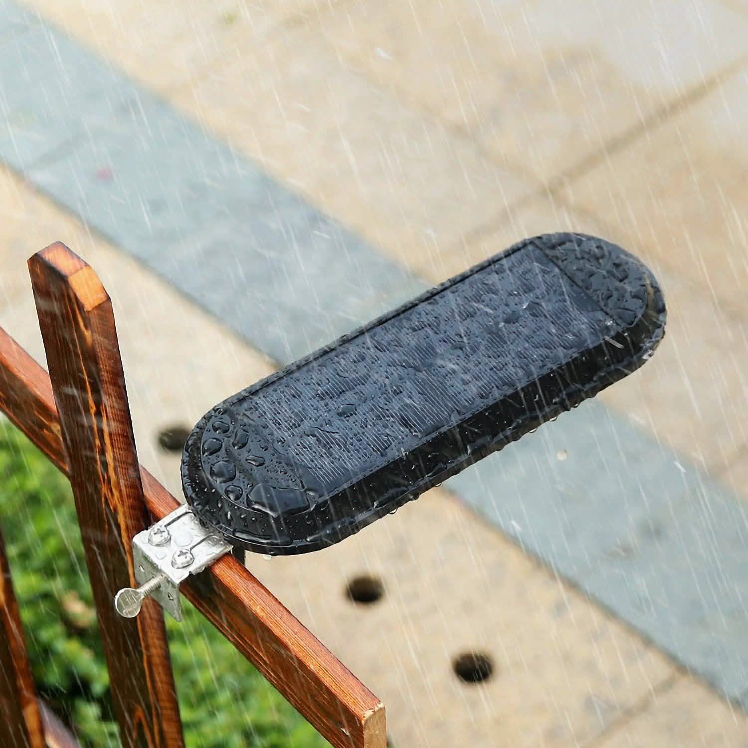 Solar Wall Light Outdoor 18 LED's Dusk to Dawn Fence Lamp Outdoor Lighting - Tophatter Daily Deals