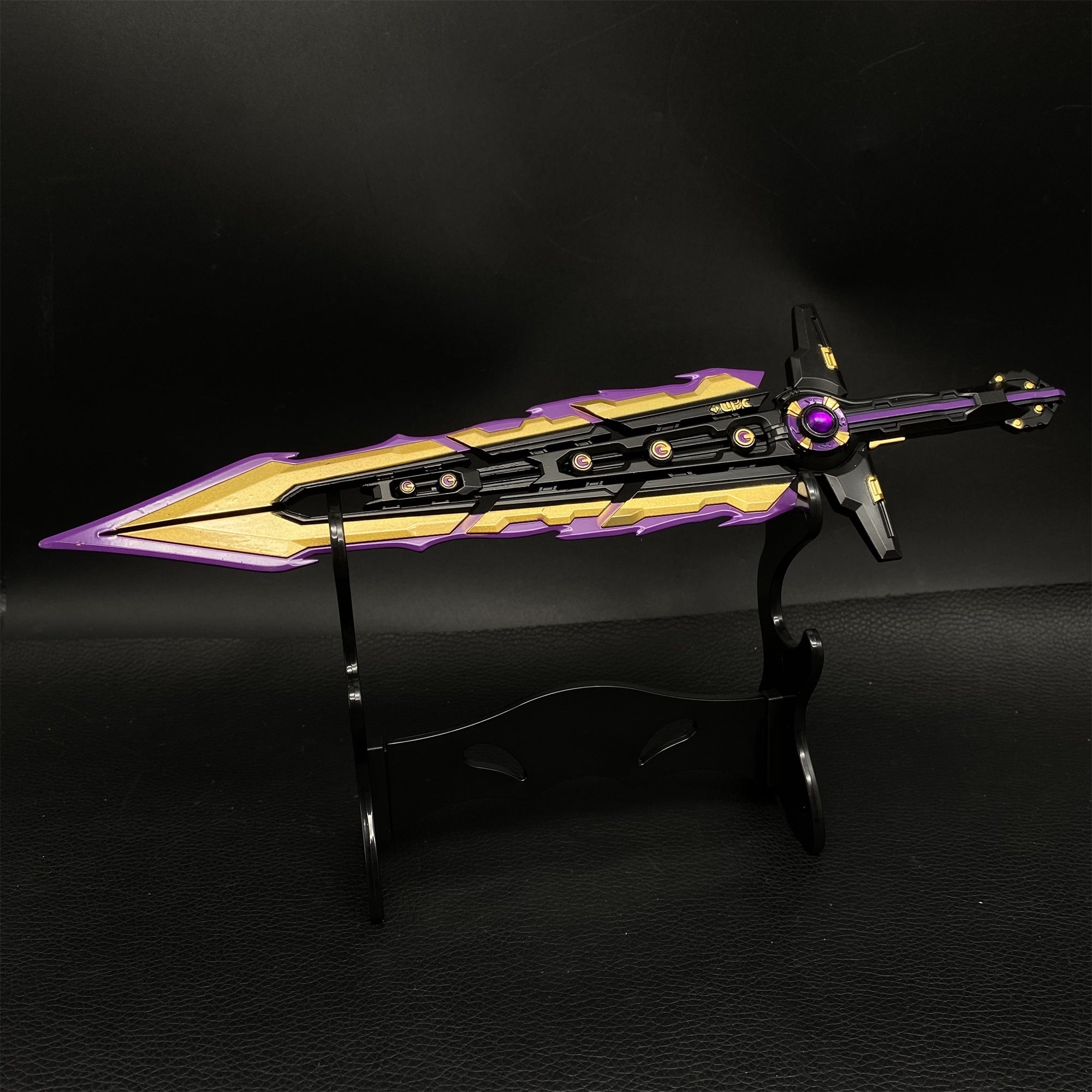 Mini-Scale Val Props Collective Metal Knife Fan Art - Tophatter Daily Deals