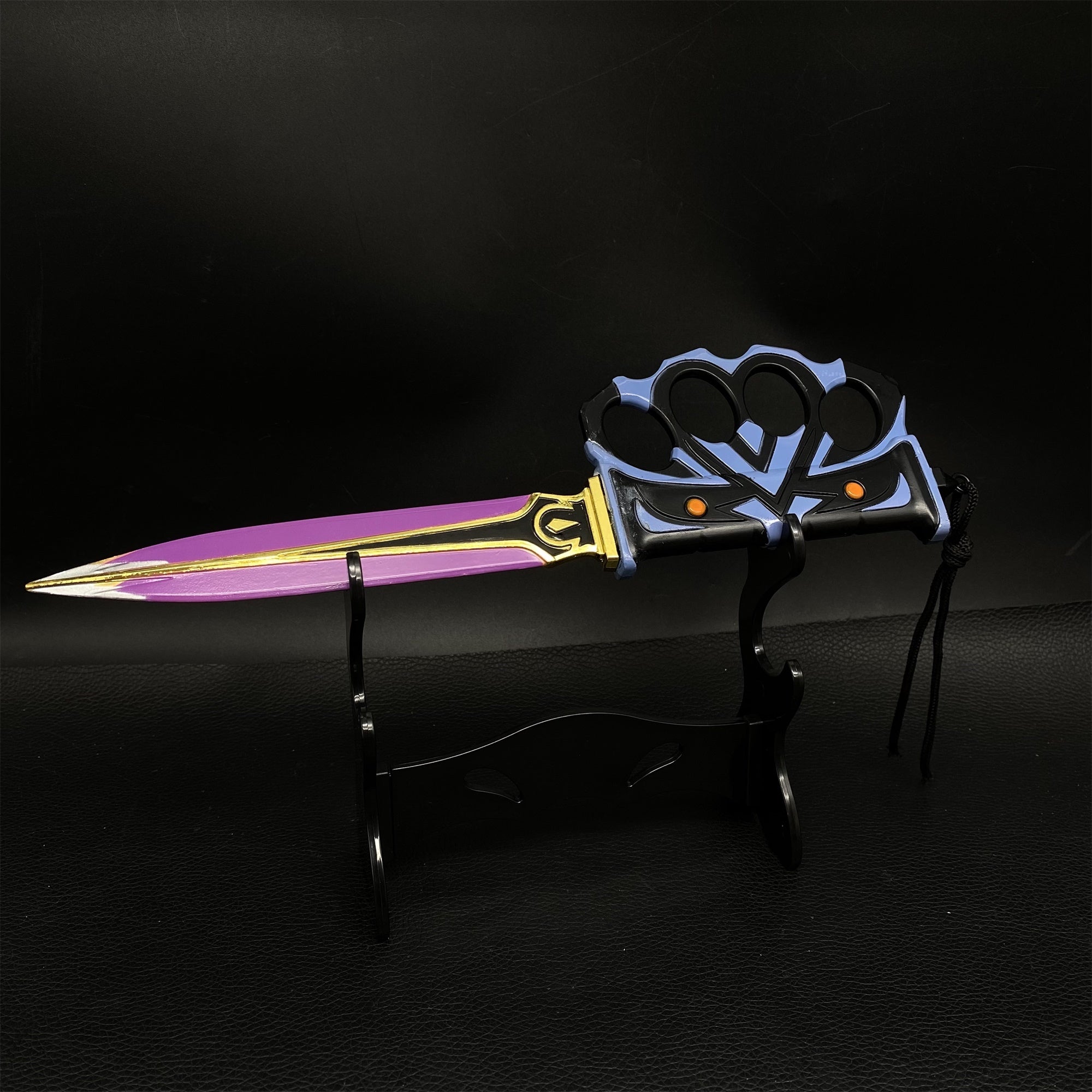 Mini-Scale Val Props Collective Metal Knife Fan Art - Tophatter Daily Deals