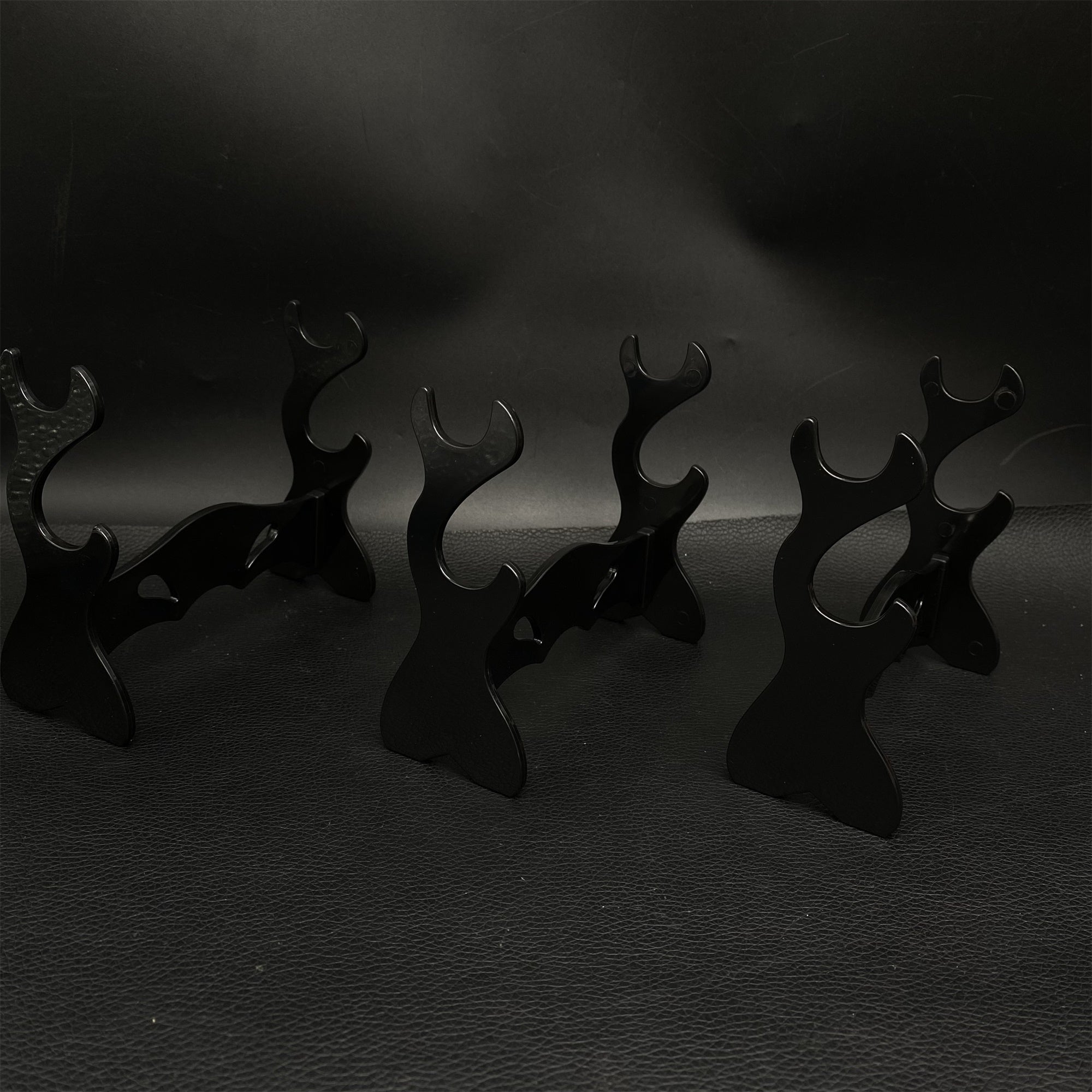 Mini-Scale Val Props Collective Metal Knife Fan Art 3 PCS Plastic Stand - Tophatter Daily Deals