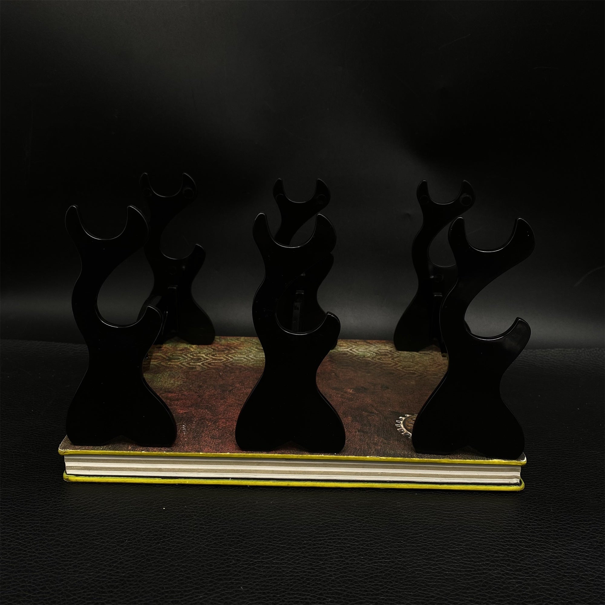 Mini-Scale Val Props Collective Metal Knife Fan Art - Tophatter Daily Deals